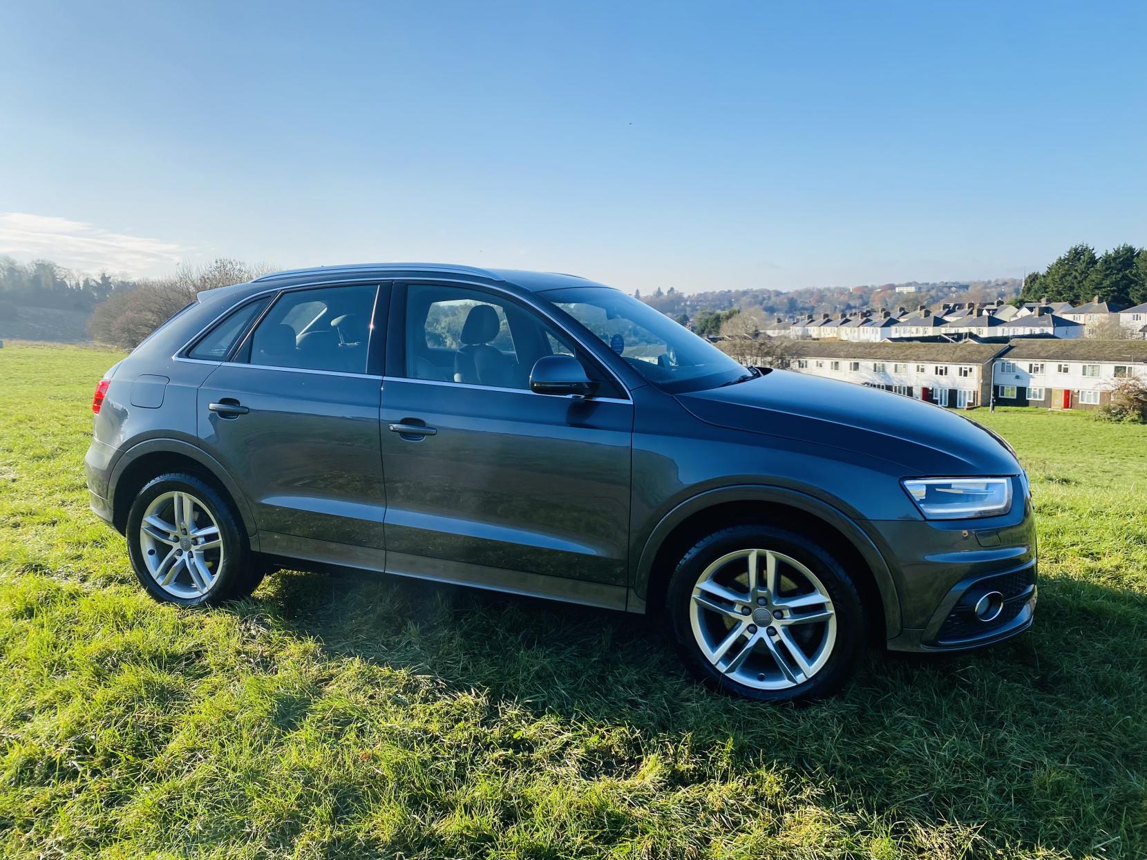 Audi Q3 2.0 TDI S line SUV 5dr Diesel S Tronic quattro Euro 5 (s/s) (177 ps)