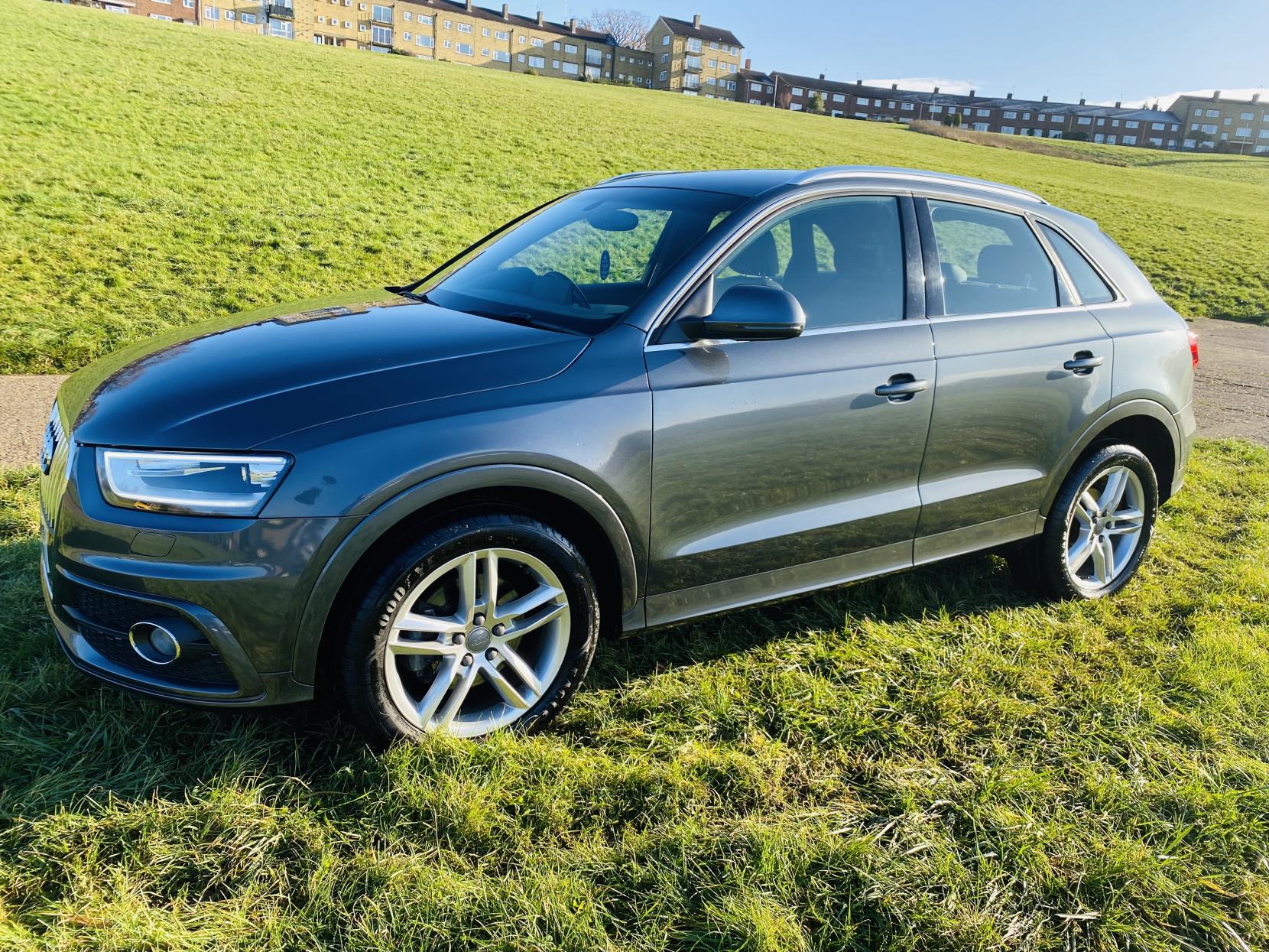 Audi Q3 2.0 TDI S line SUV 5dr Diesel S Tronic quattro Euro 5 (s/s) (177 ps)