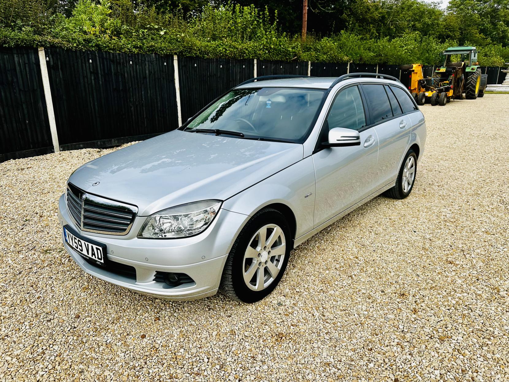 Mercedes-Benz C Class 1.6 C180K BlueEfficiency SE Estate 5dr Petrol Auto Euro 4 (156 ps)