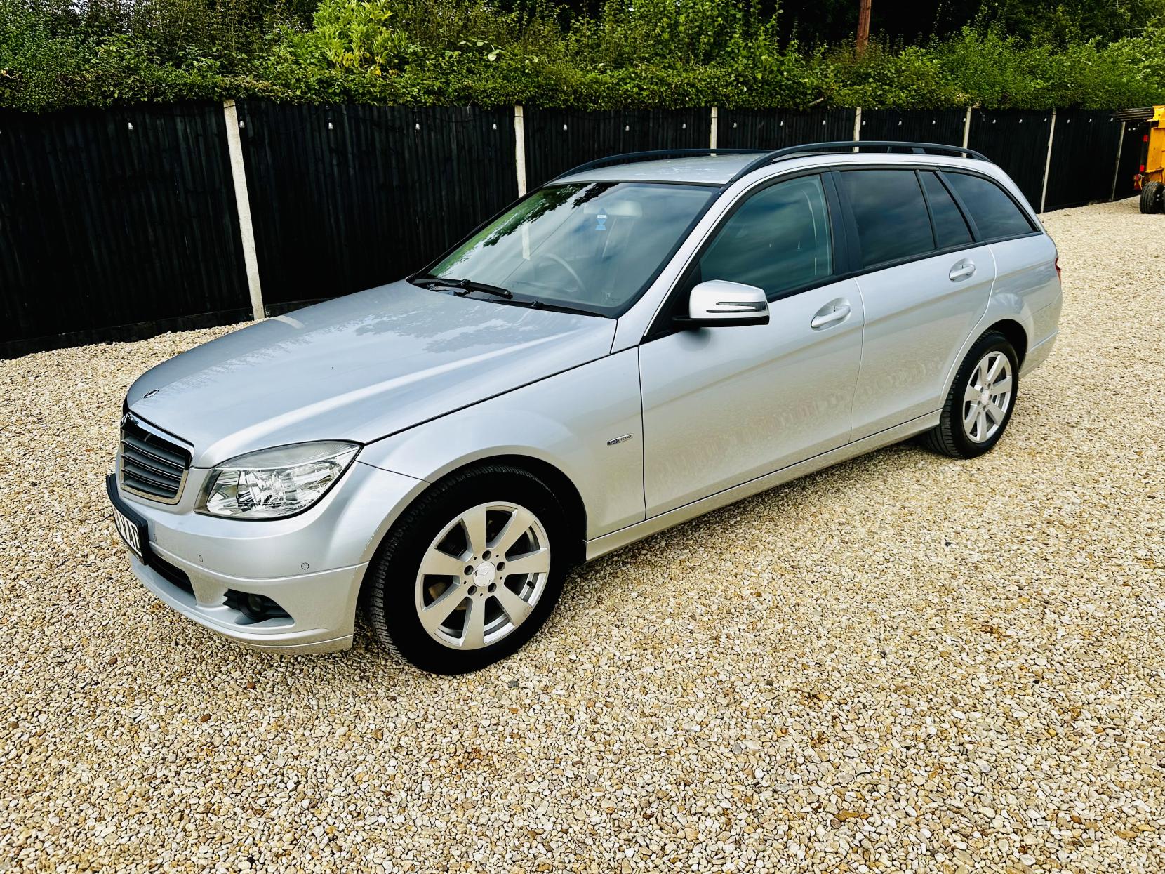 Mercedes-Benz C Class 1.6 C180K BlueEfficiency SE Estate 5dr Petrol Auto Euro 4 (156 ps)