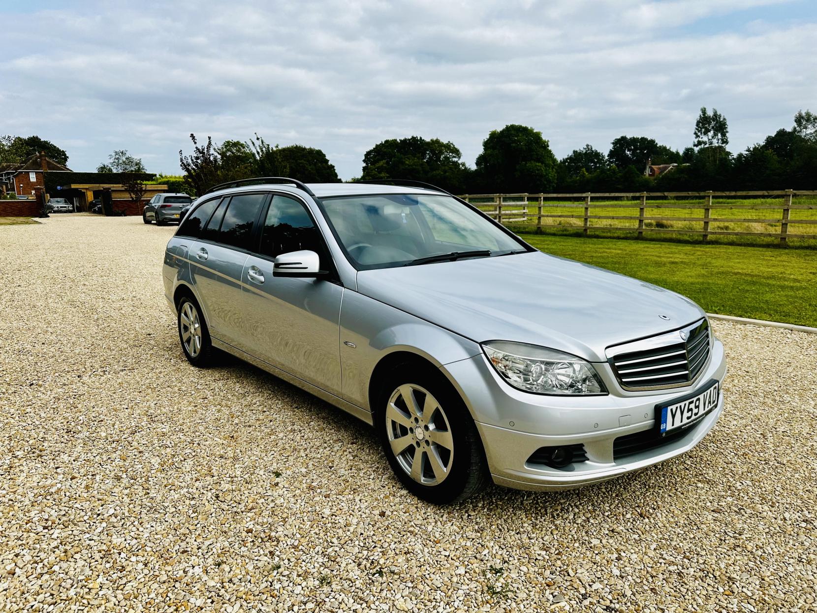 Mercedes-Benz C Class 1.6 C180K BlueEfficiency SE Estate 5dr Petrol Auto Euro 4 (156 ps)