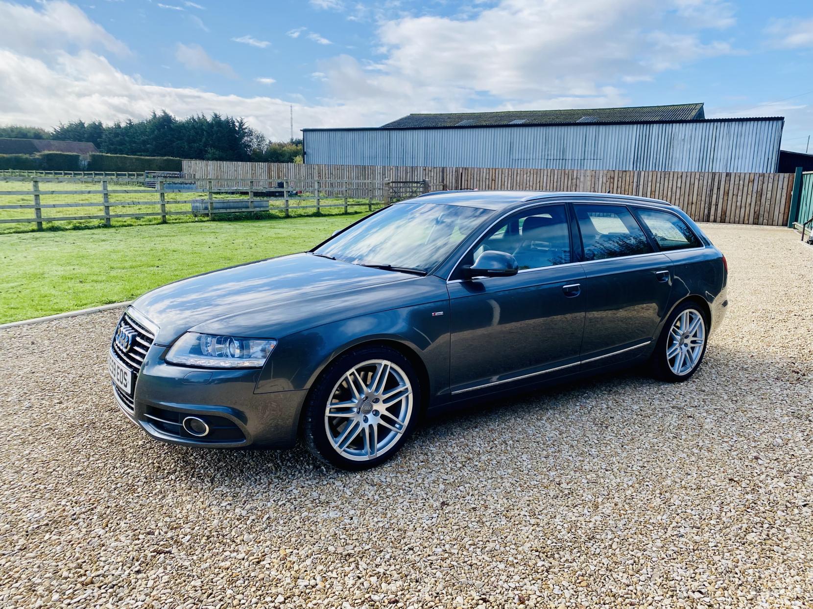 Audi A6 Avant 3.0 TDI V6 Le Mans Estate 5dr Diesel Tiptronic quattro Euro 5 (240 ps)