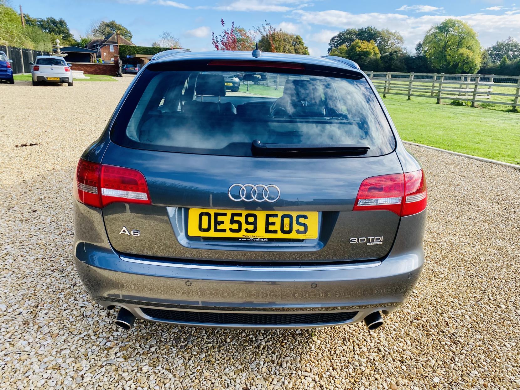 Audi A6 Avant 3.0 TDI V6 Le Mans Estate 5dr Diesel Tiptronic quattro Euro 5 (240 ps)