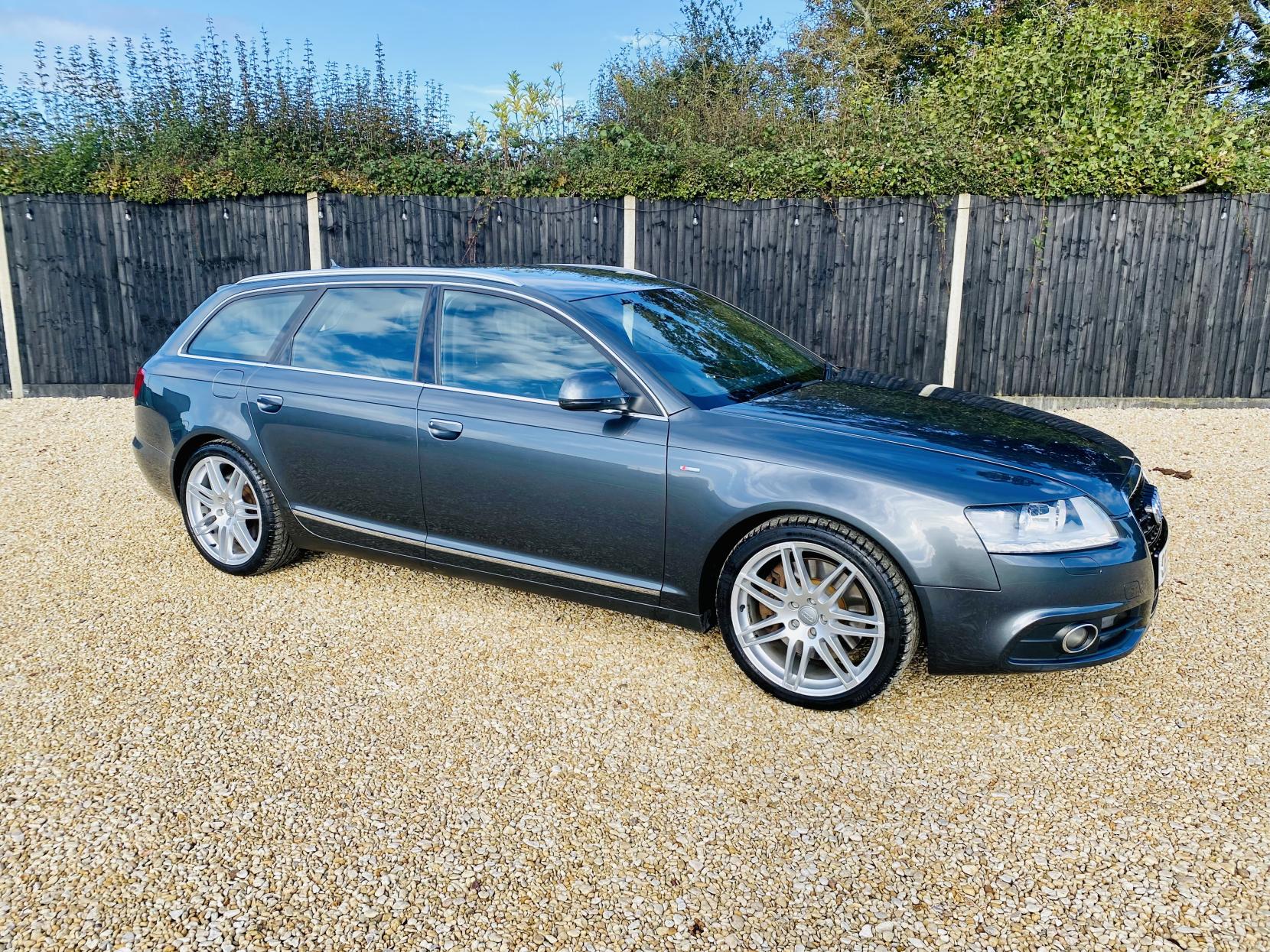 Audi A6 Avant 3.0 TDI V6 Le Mans Estate 5dr Diesel Tiptronic quattro Euro 5 (240 ps)