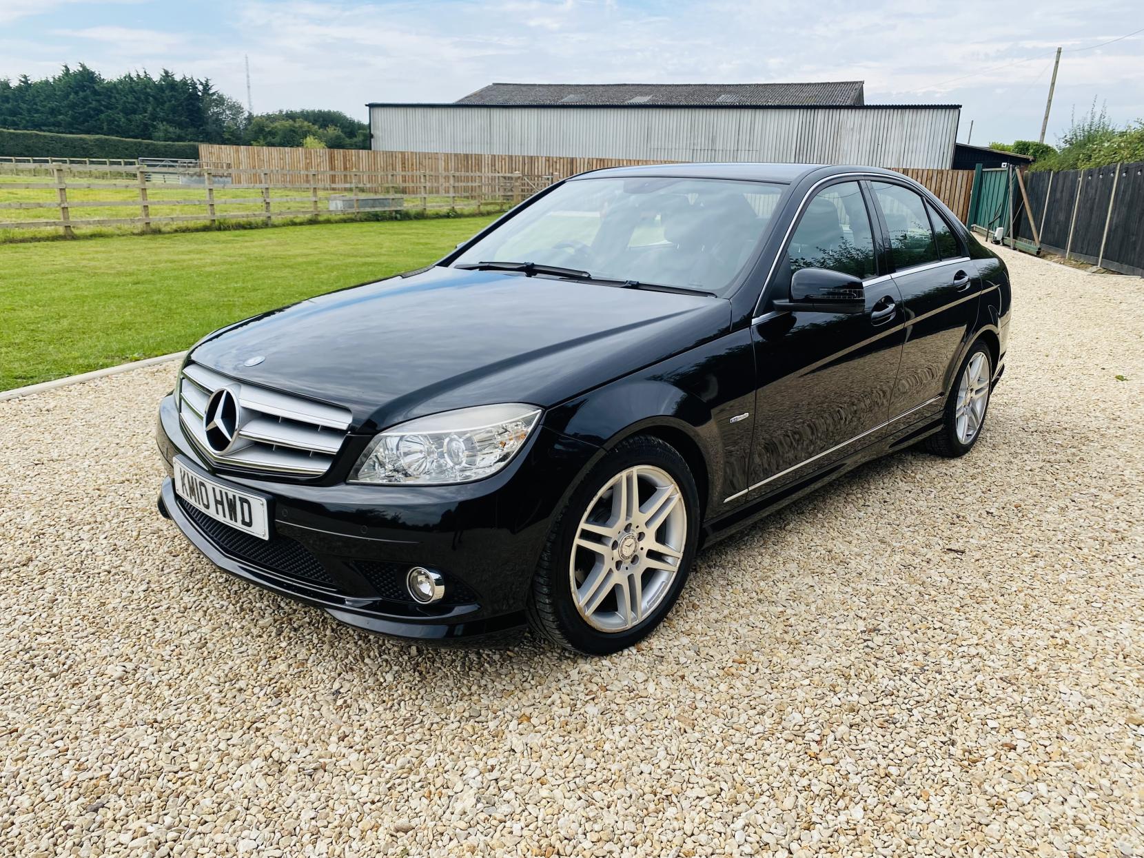 Mercedes-Benz C Class 1.8 C180 BlueEfficiency Sport Saloon 4dr Petrol Auto Euro 5 (156 ps)