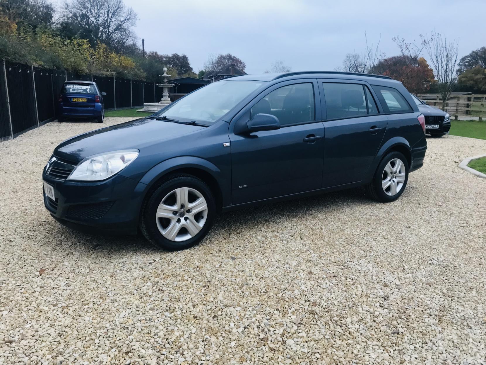 Vauxhall Astra 1.6i 16v Club Estate 5dr Petrol Manual (158 g/km, 113 bhp)