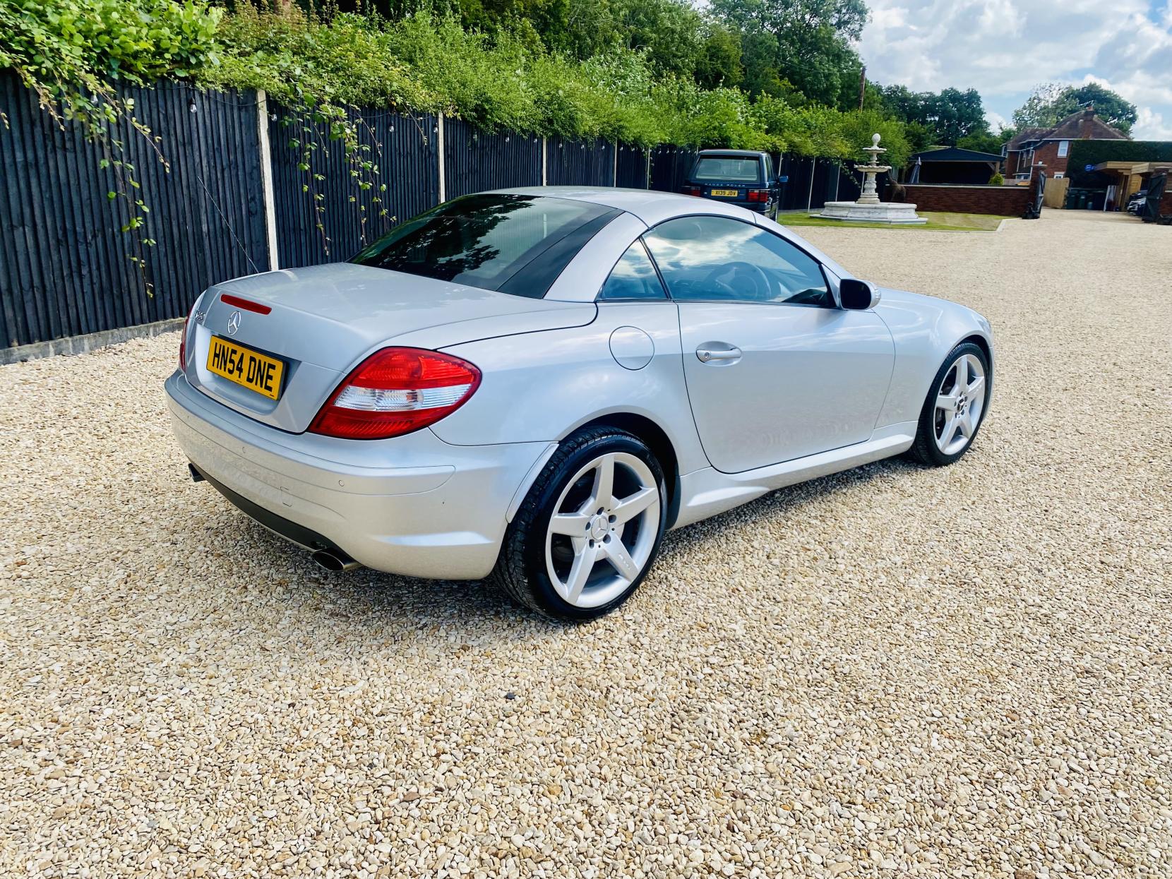 Mercedes-Benz SLK 3.5 SLK350 Convertible 2dr Petrol Automatic (238 g/km, 272 bhp)