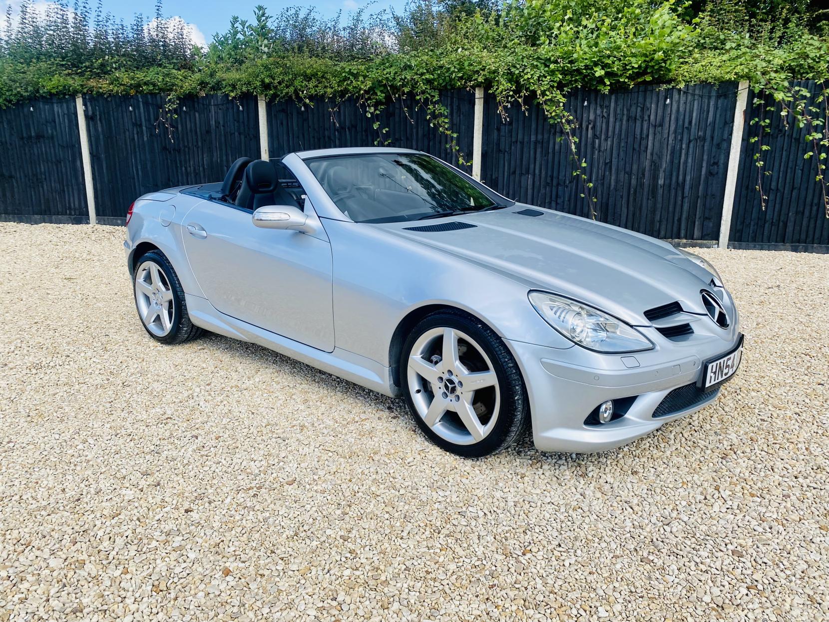 Mercedes-Benz SLK 3.5 SLK350 Convertible 2dr Petrol Automatic (238 g/km, 272 bhp)