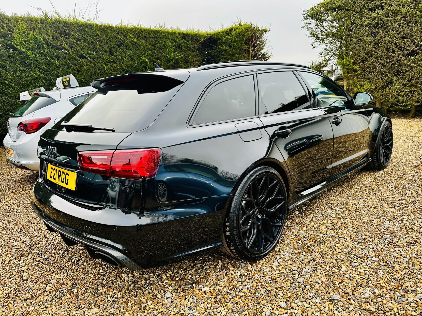 Audi RS6 Avant 4.0 TFSI V8 Estate 5dr Petrol Tiptronic quattro Euro 6 (s/s) (560 ps)