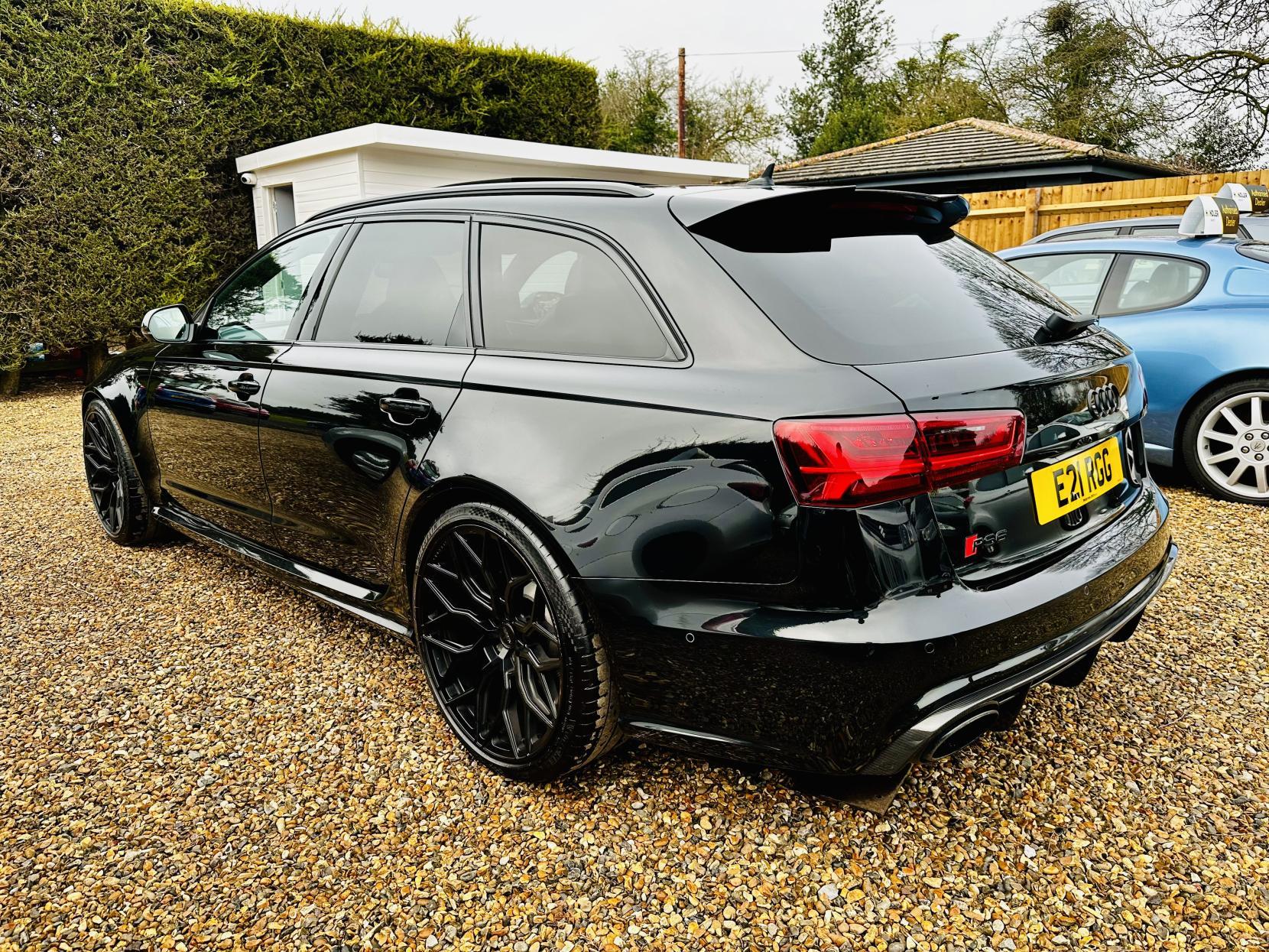 Audi RS6 Avant 4.0 TFSI V8 Estate 5dr Petrol Tiptronic quattro Euro 6 (s/s) (560 ps)