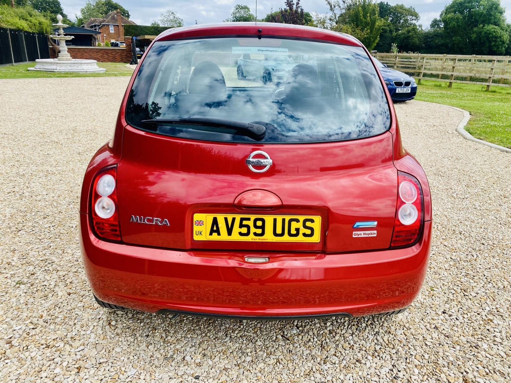 Nissan Micra 1.2 16v n-tec Hatchback 5dr Petrol Manual (139 g/km, 79 bhp)