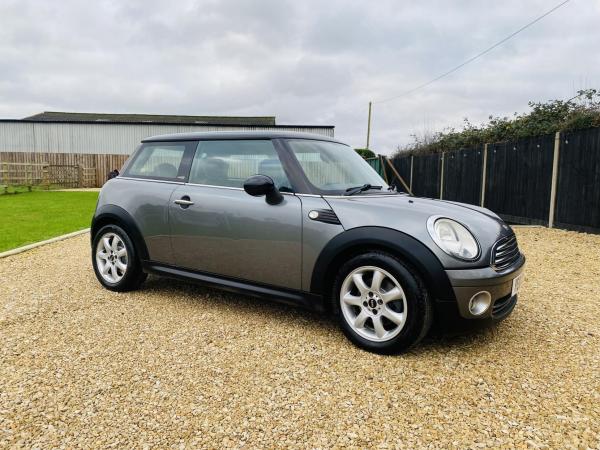 MINI Hatch 1.6 Cooper Graphite Hatchback 3dr Petrol Manual Euro 4 (120 ps)