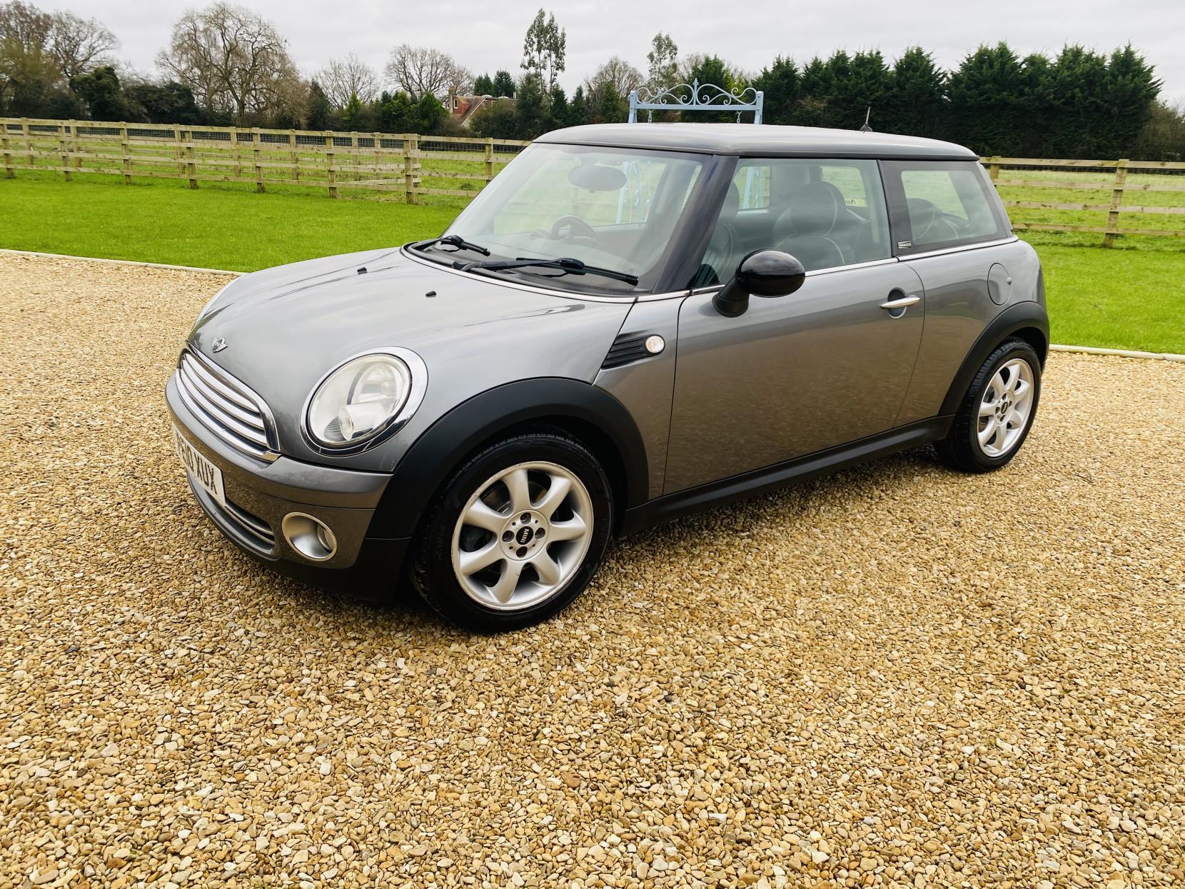 MINI Hatch 1.6 Cooper Graphite Hatchback 3dr Petrol Manual Euro 4 (120 ps)