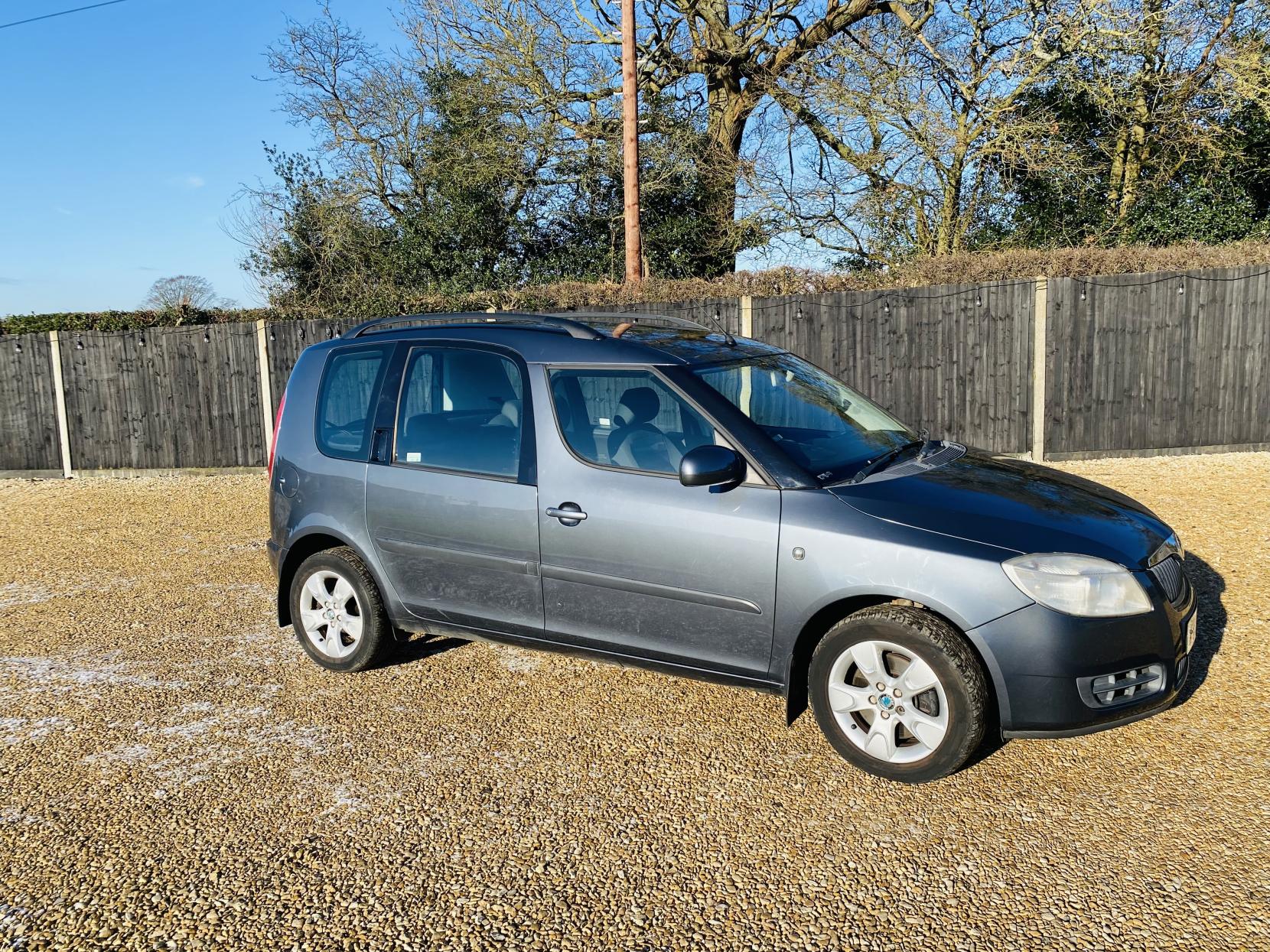 Skoda Roomster 1.6 2 MPV 5dr Petrol Manual (167 g/km, 105 bhp)