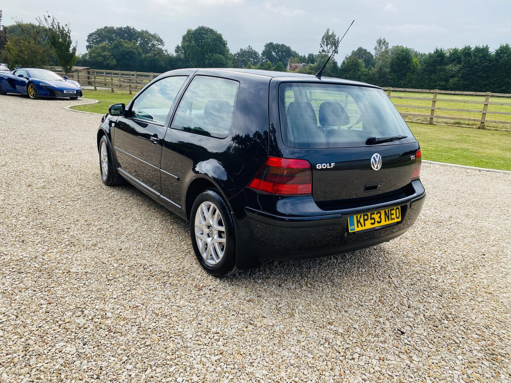 Volkswagen Golf 2.3 VR5 Hatchback 3dr Petrol Automatic (235 g/km, 170 bhp)