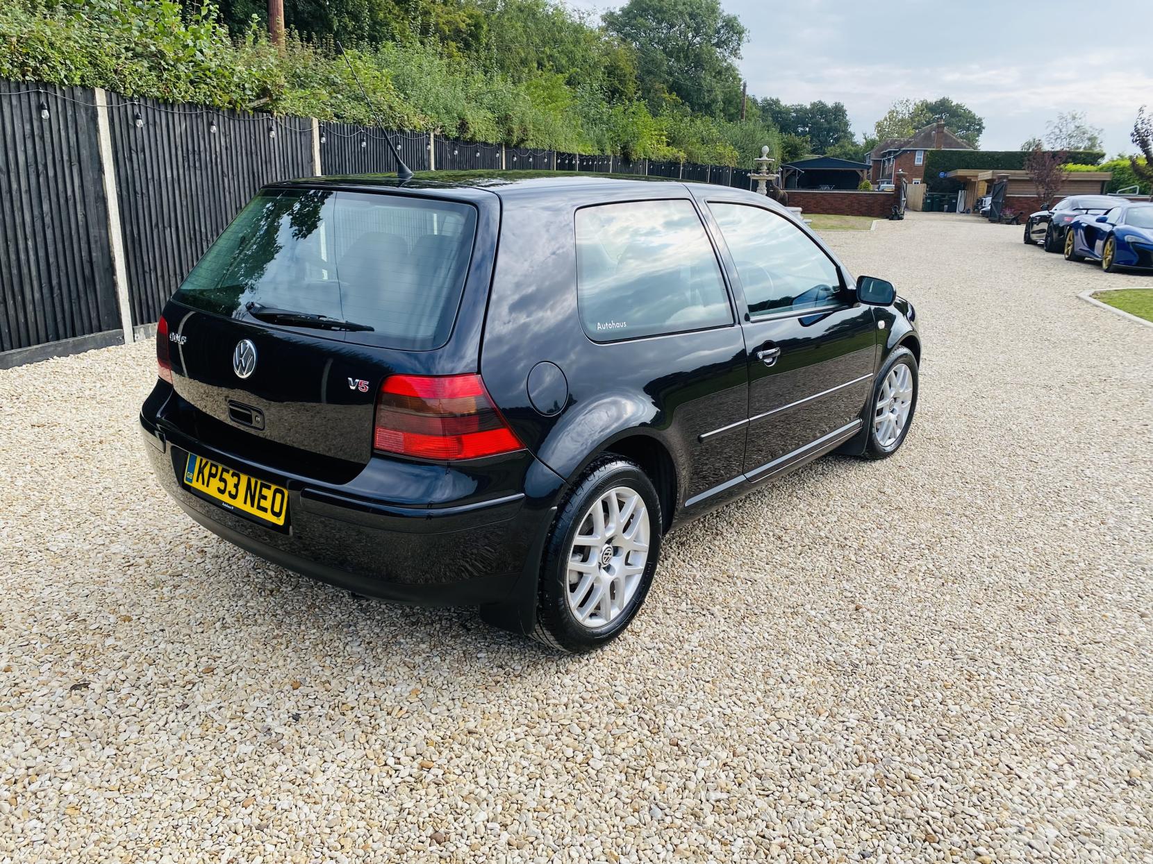 Volkswagen Golf 2.3 VR5 Hatchback 3dr Petrol Automatic (235 g/km, 170 bhp)