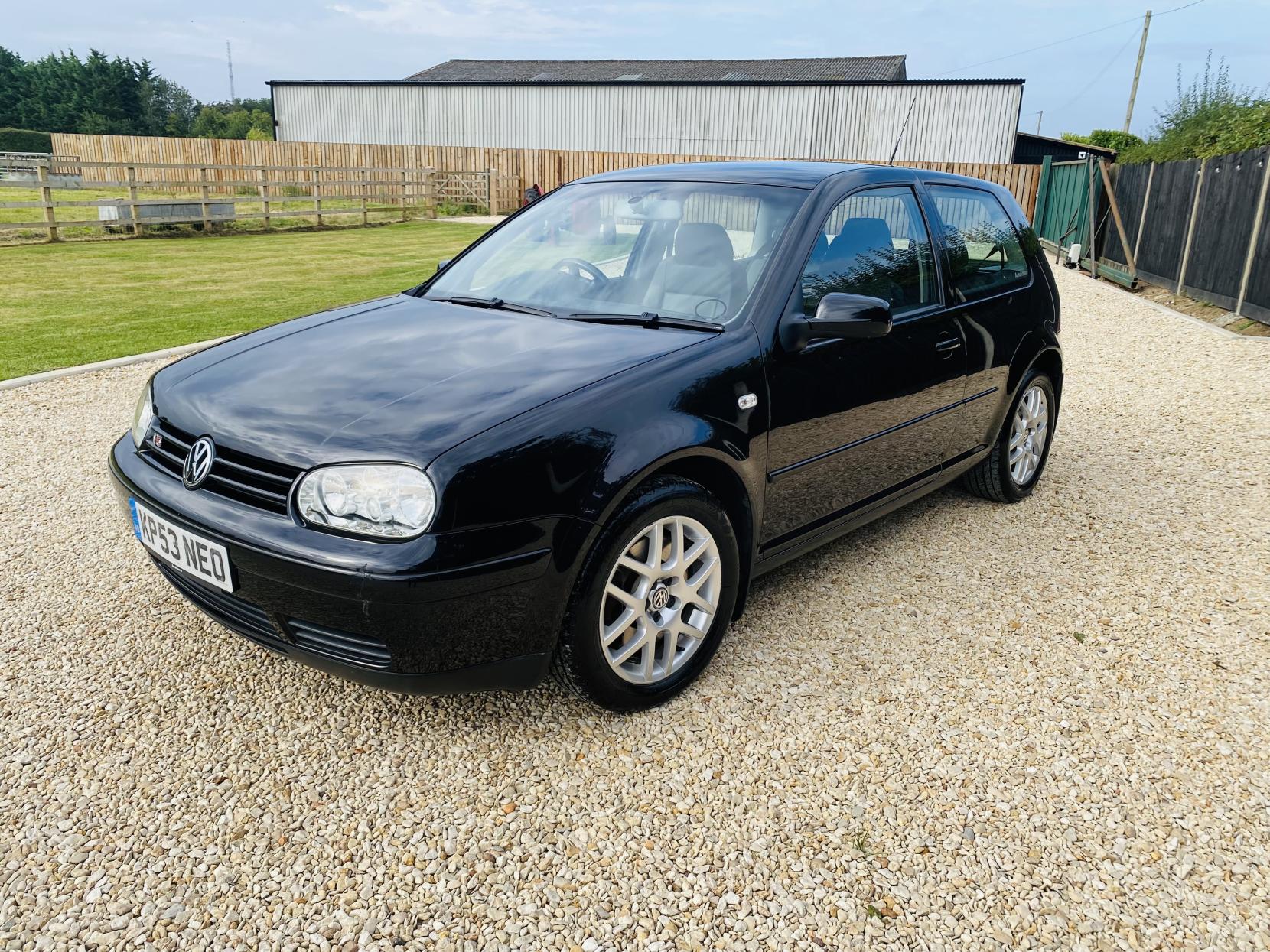 Volkswagen Golf 2.3 VR5 Hatchback 3dr Petrol Automatic (235 g/km, 170 bhp)