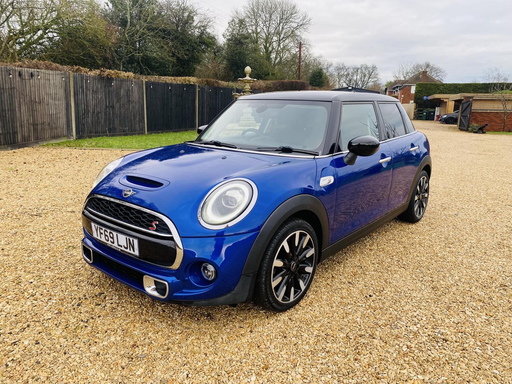 MINI Hatch 2.0 Cooper S Exclusive Hatchback 5dr Petrol Steptronic Euro 6 (s/s) (192 ps)