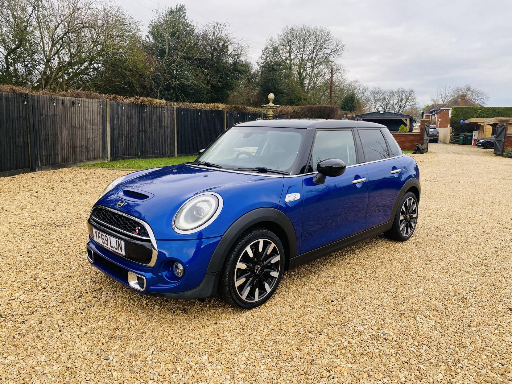 MINI Hatch 2.0 Cooper S Exclusive Hatchback 5dr Petrol Steptronic Euro 6 (s/s) (192 ps)