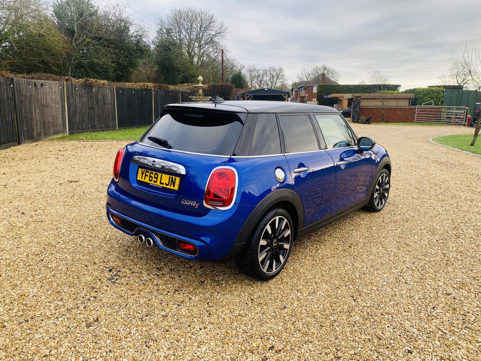 MINI Hatch 2.0 Cooper S Exclusive Hatchback 5dr Petrol Steptronic Euro 6 (s/s) (192 ps)