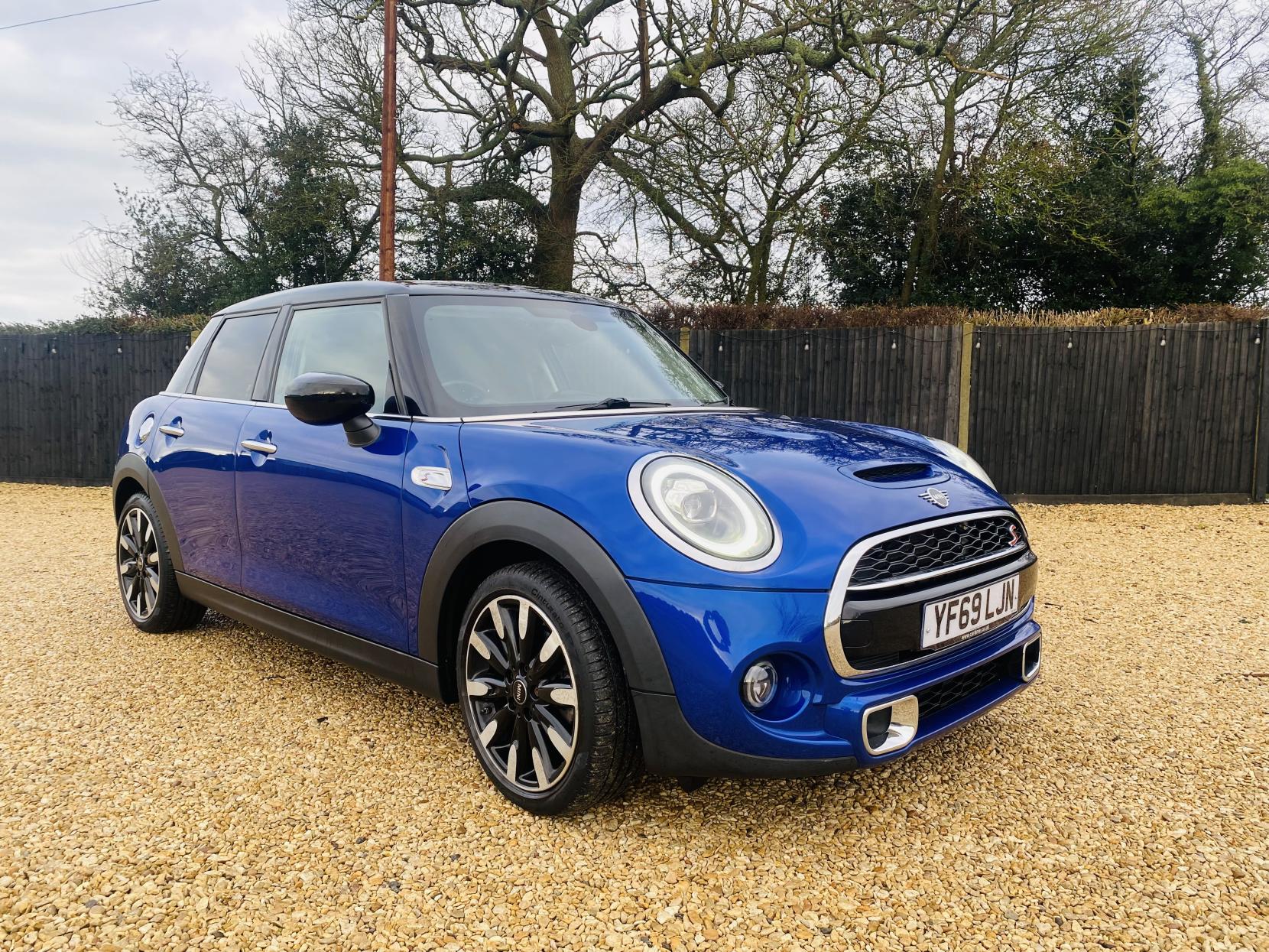 MINI Hatch 2.0 Cooper S Exclusive Hatchback 5dr Petrol Steptronic Euro 6 (s/s) (192 ps)