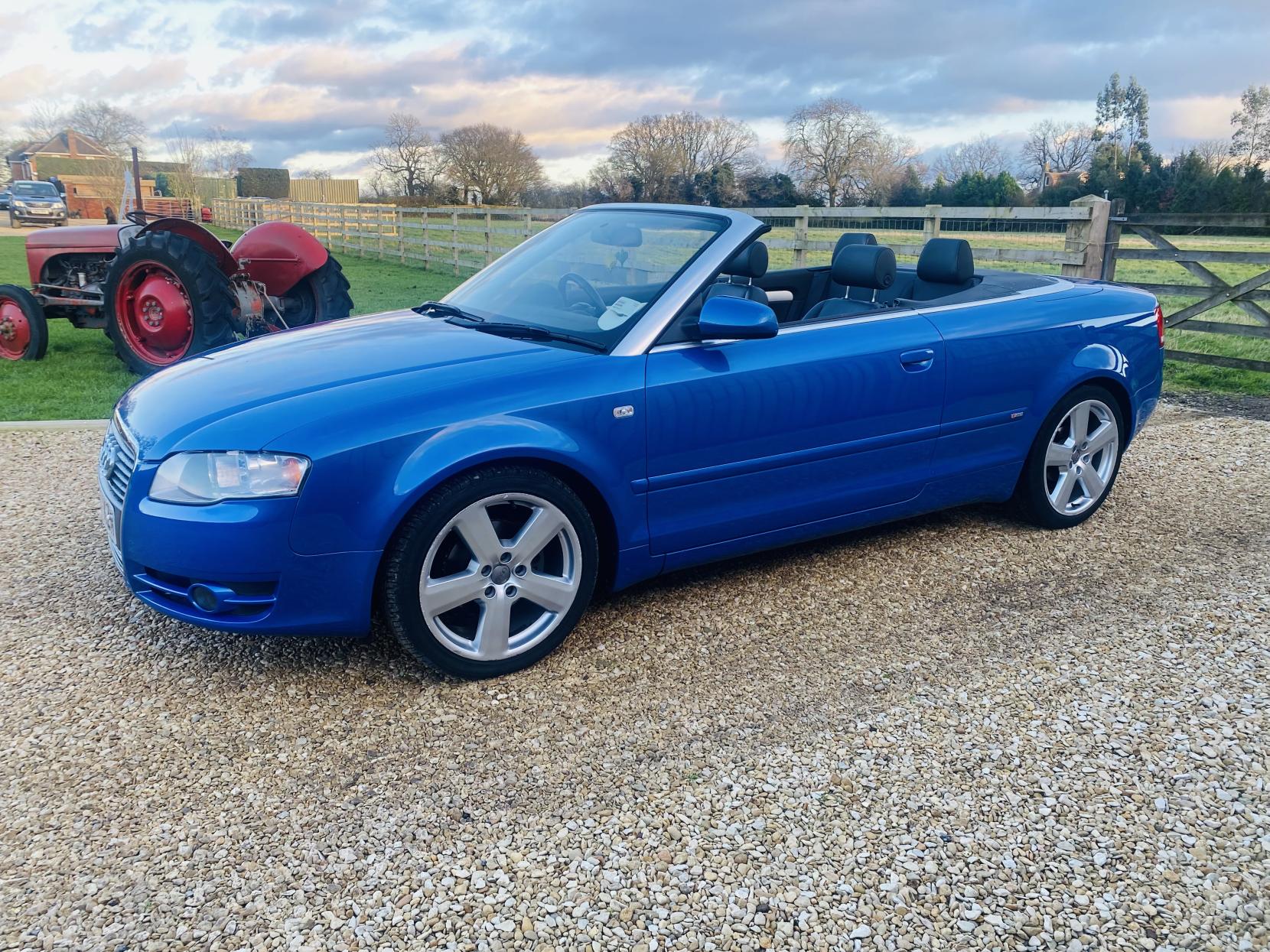 Audi A4 Cabriolet 2.0 TDI S line Convertible 2dr Diesel Manual (175 g/km, 138 bhp)