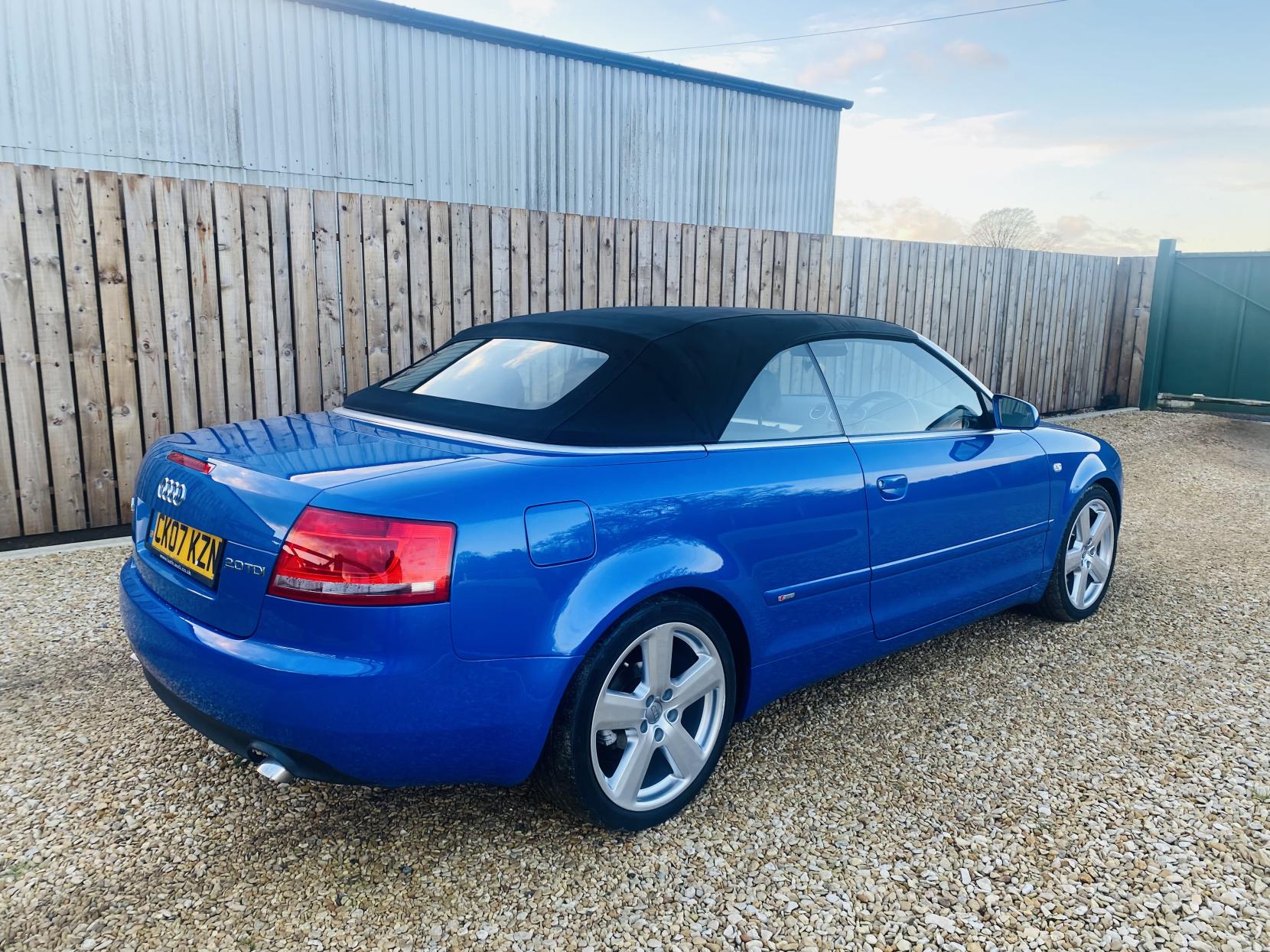 Audi A4 Cabriolet 2.0 TDI S line Convertible 2dr Diesel Manual (175 g/km, 138 bhp)