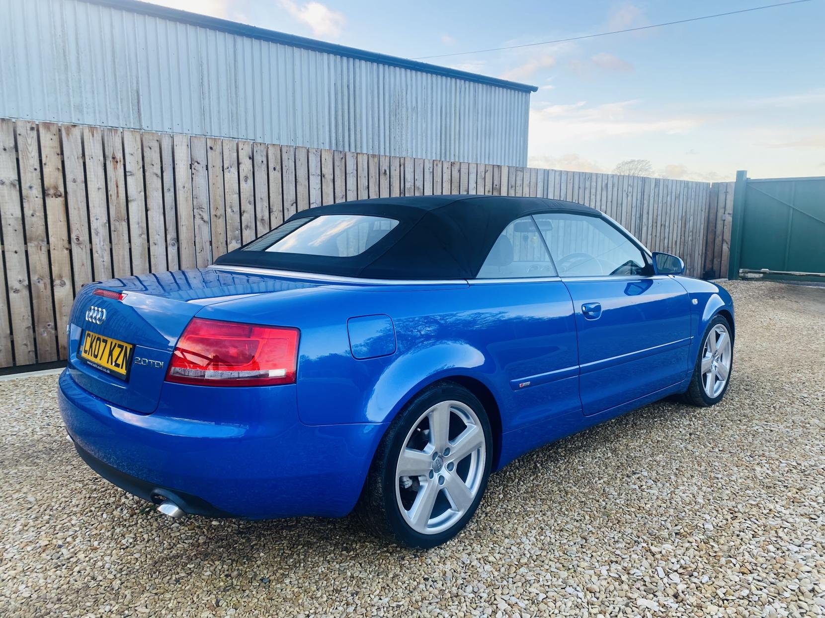 Audi A4 Cabriolet 2.0 TDI S line Convertible 2dr Diesel Manual (175 g/km, 138 bhp)