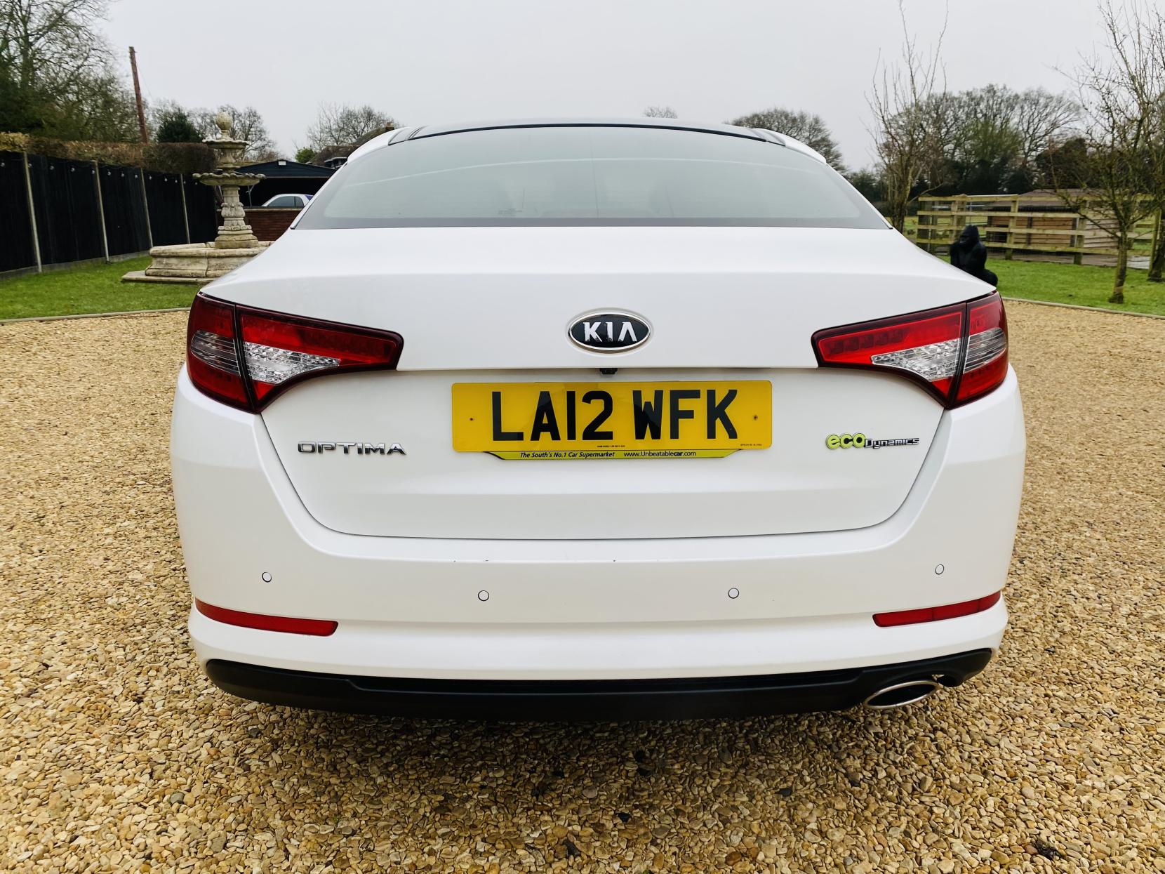 Kia Optima 1.7 CRDi EcoDynamics 2 Luxe Saloon 4dr Diesel Manual Euro 5 (s/s) (134 bhp)