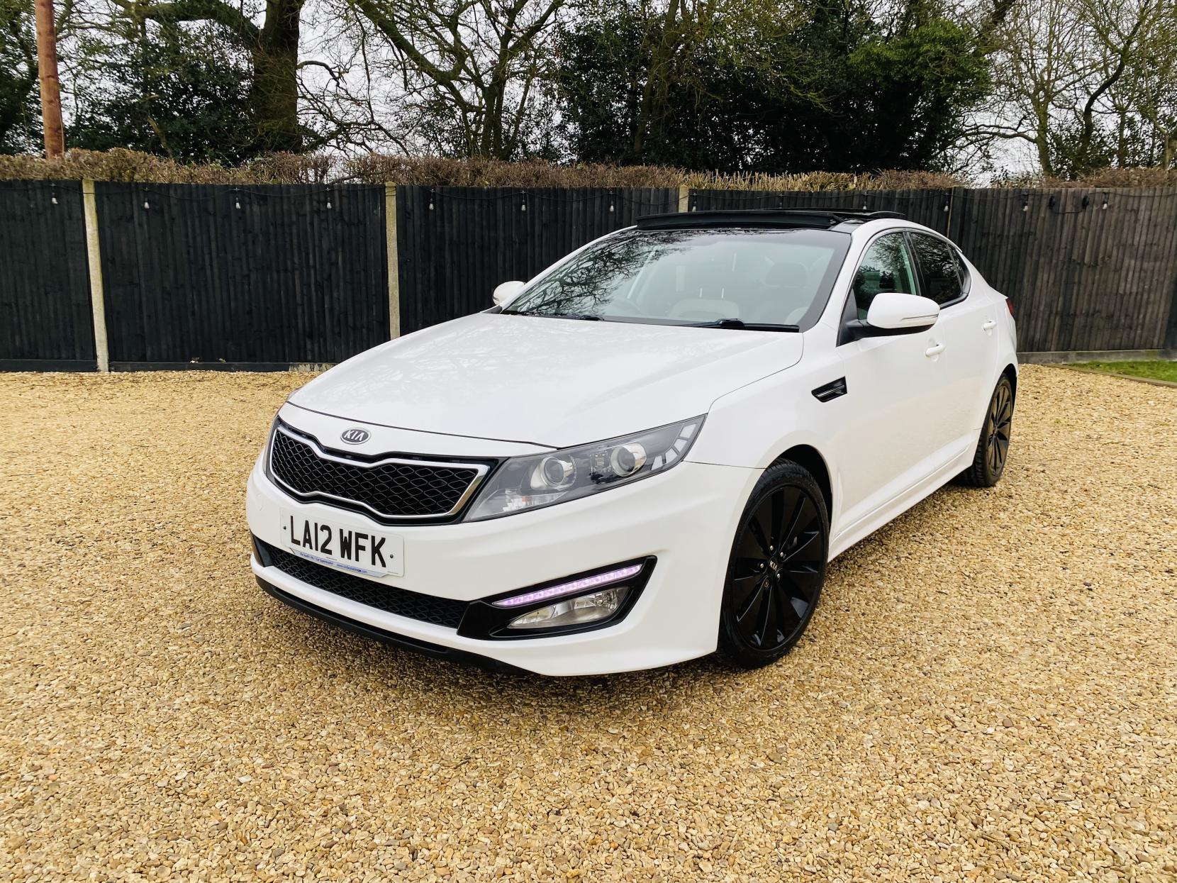 Kia Optima 1.7 CRDi EcoDynamics 2 Luxe Saloon 4dr Diesel Manual Euro 5 (s/s) (134 bhp)