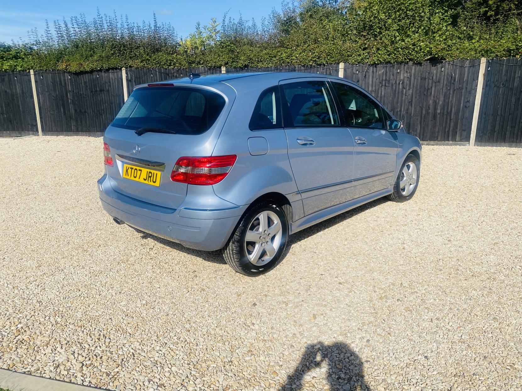 Mercedes-Benz B Class 1.5 B150 SE MPV 5dr Petrol Autotronic (166 g/km, 95 bhp)