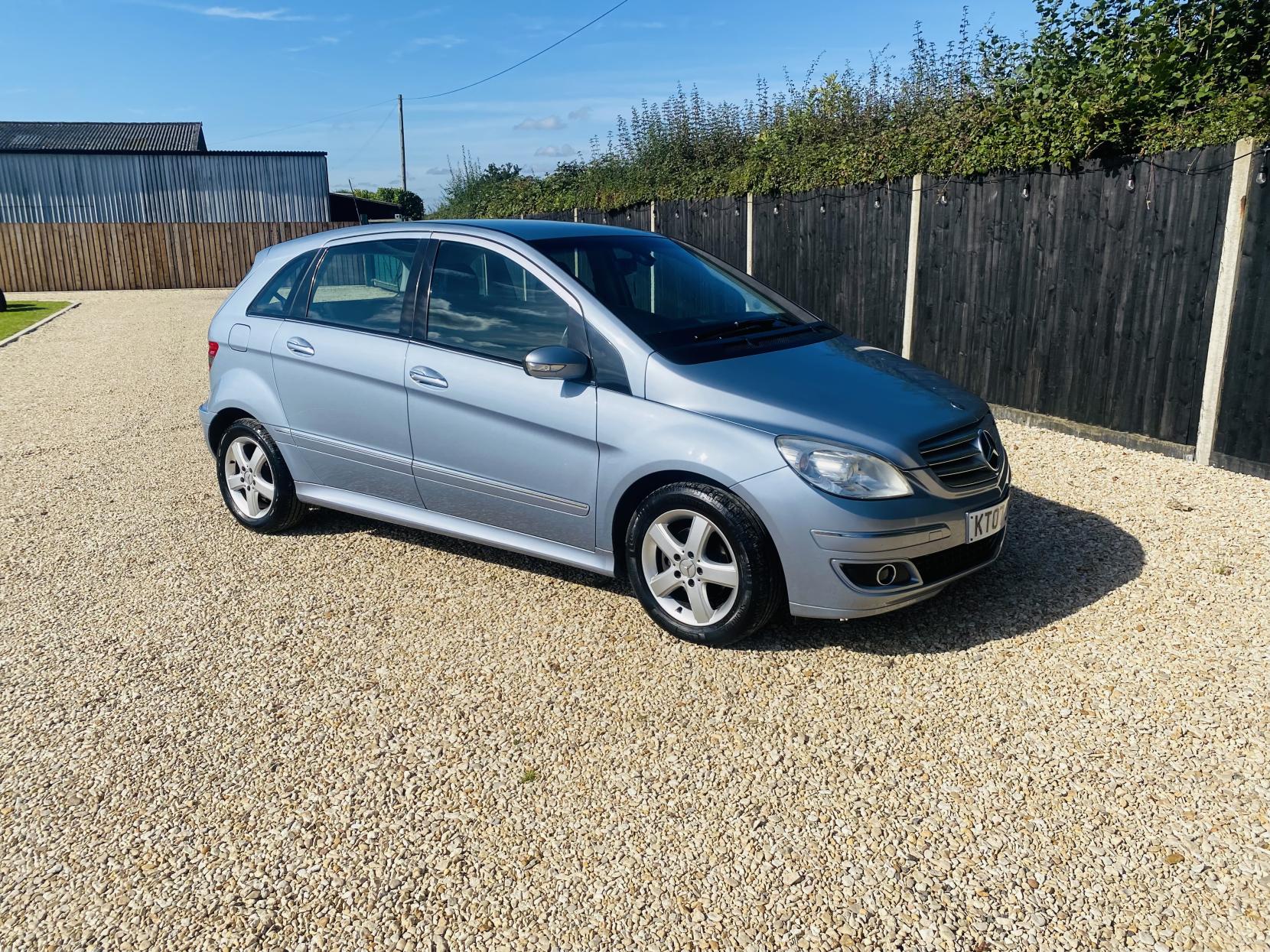 Mercedes-Benz B Class 1.5 B150 SE MPV 5dr Petrol Autotronic (166 g/km, 95 bhp)