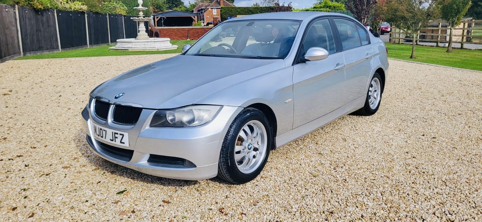 BMW 3 Series 2.0 318i ES Saloon 4dr Petrol Auto Euro 4 (129 ps)