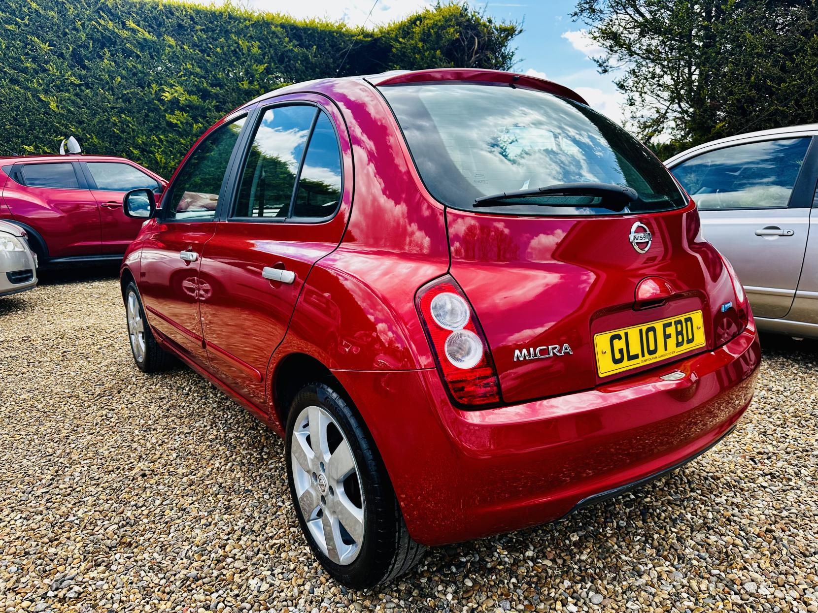 Nissan Micra 1.2 16v n-tec Hatchback 5dr Petrol Manual (139 g/km, 79 bhp)