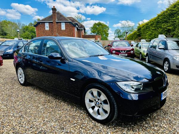 BMW 3 Series 3.0 325i SE Saloon 4dr Petrol Auto Euro 4 (218 ps)