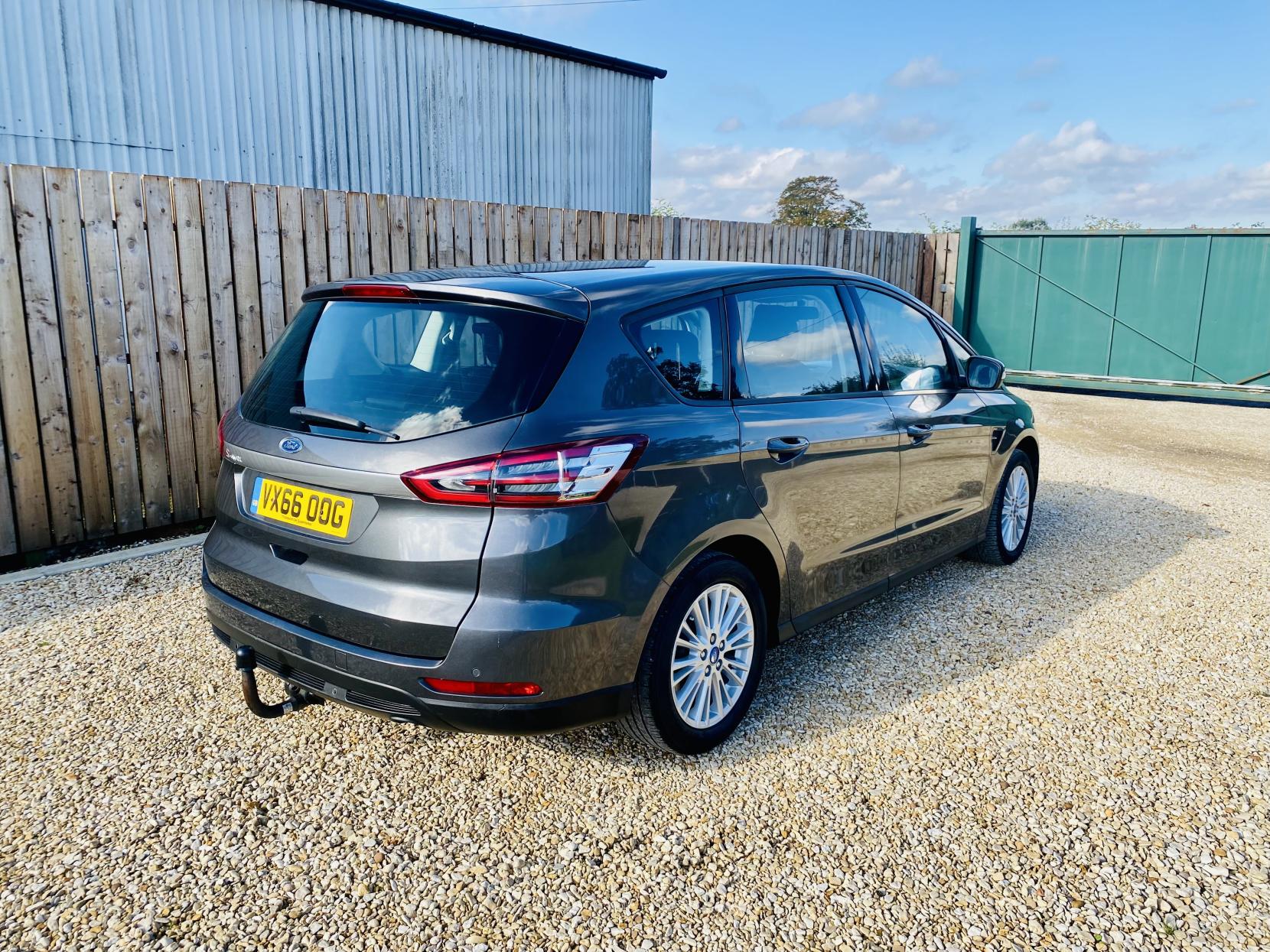 Ford S-Max 2.0 TDCi Zetec MPV 5dr Diesel Manual Euro 6 (120 ps)