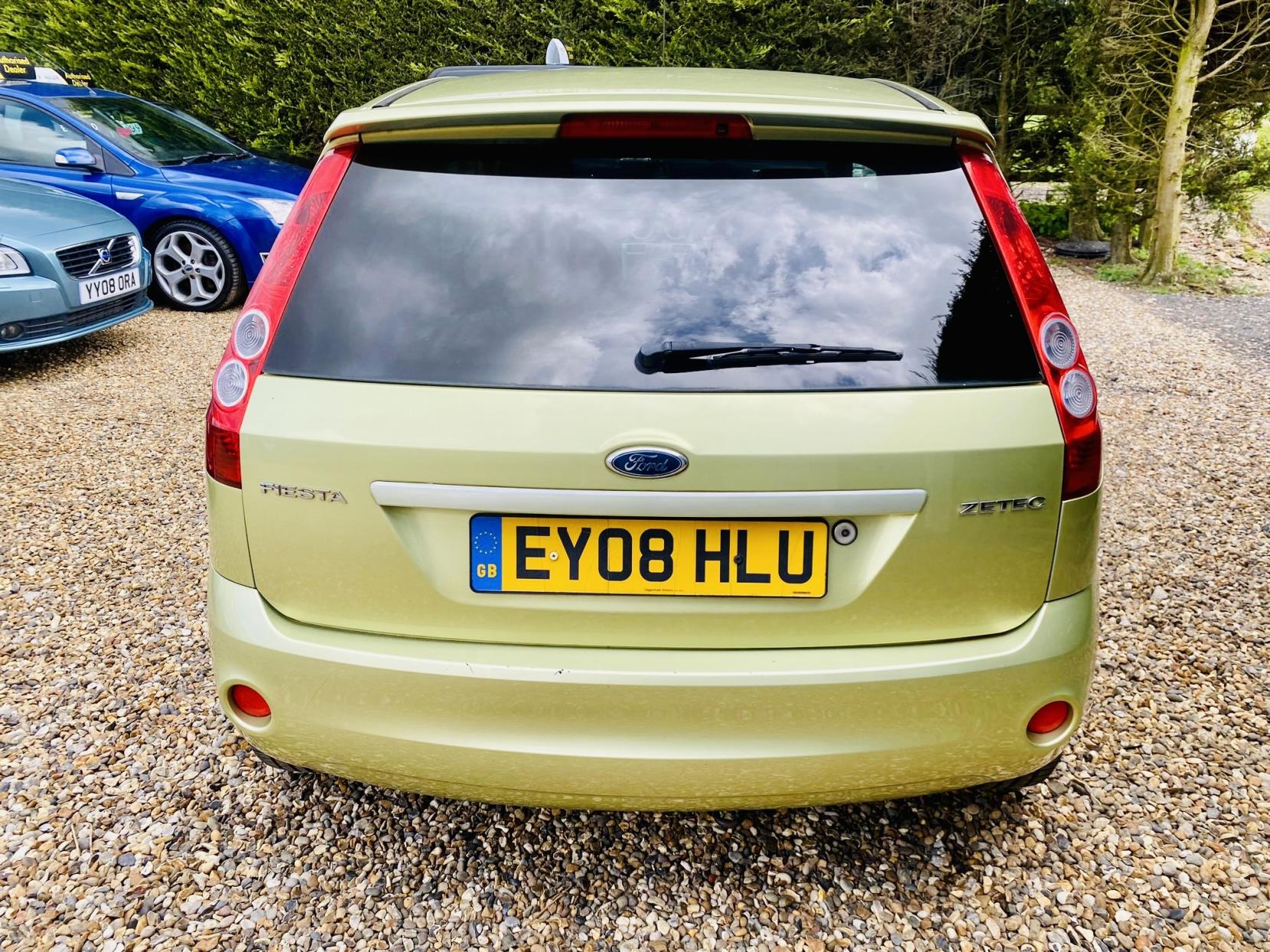 Ford Fiesta 1.25 Zetec Climate Hatchback 3dr Petrol Manual (142 g/km, 74 bhp)