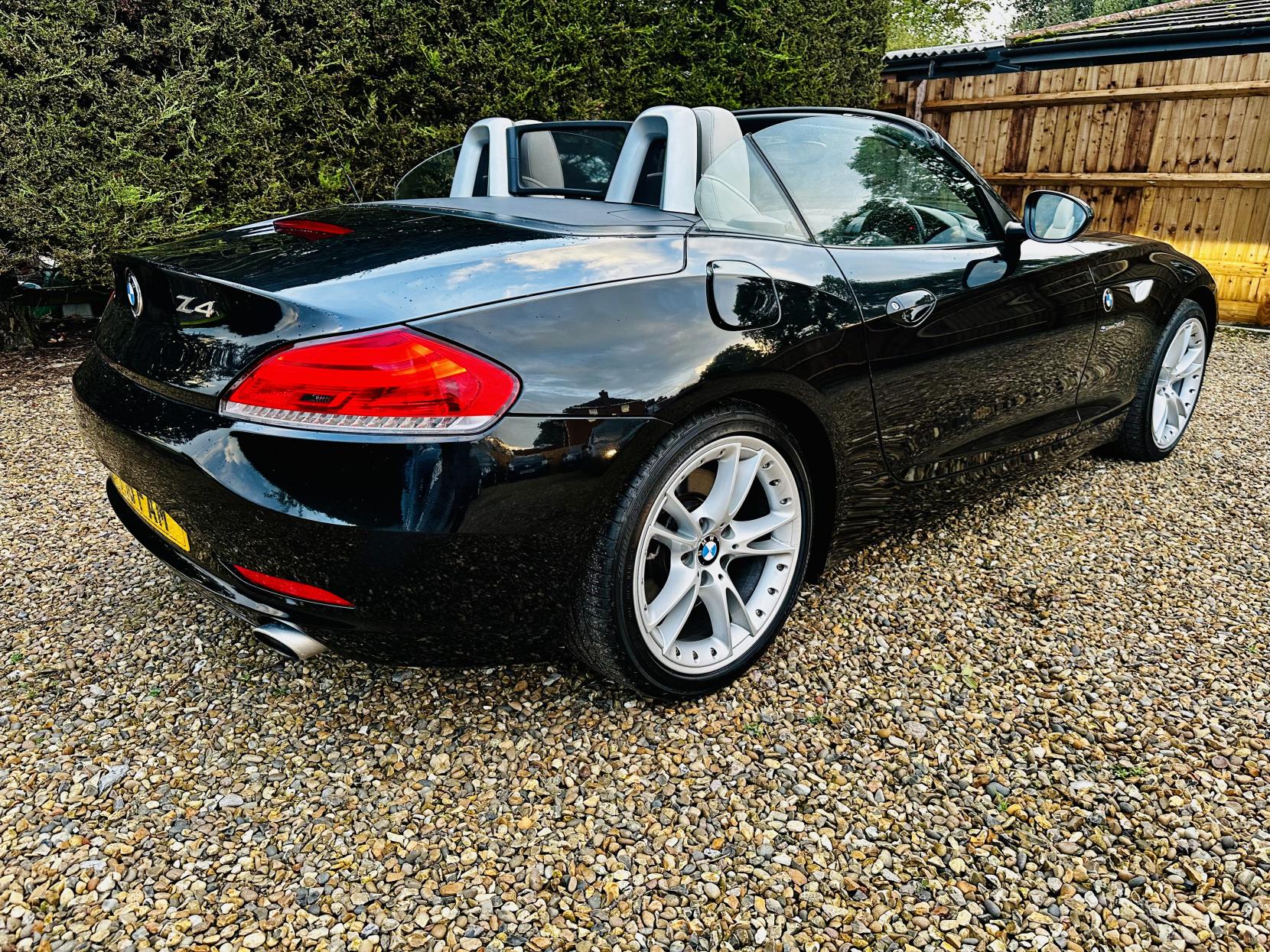 BMW Z4 3.0 35i Convertible 2dr Petrol Manual sDrive Euro 5 (306 ps)