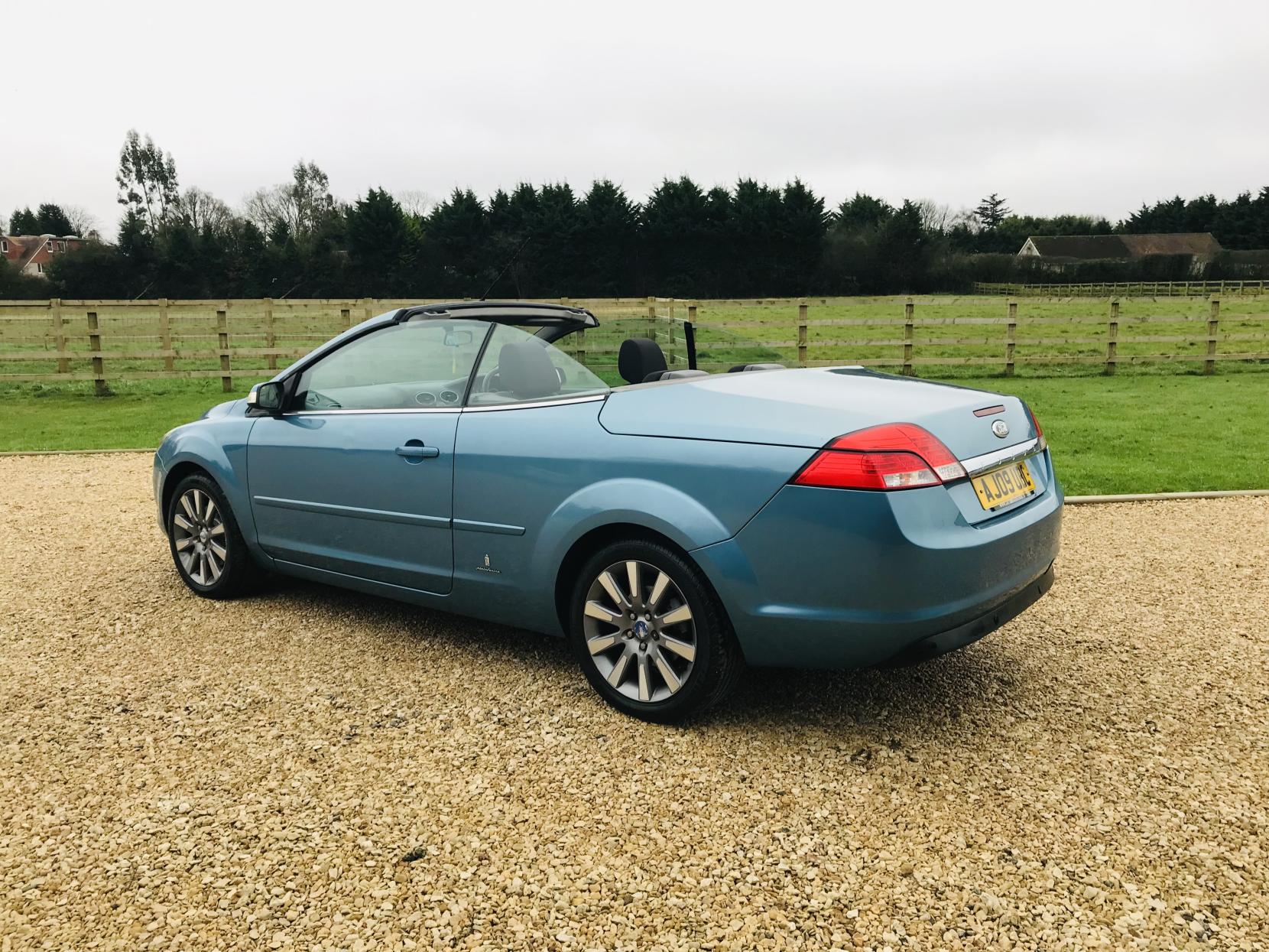 Ford Focus CC 2.0 CC-2 Convertible 2dr Petrol Automatic (199 g/km, 143 bhp)