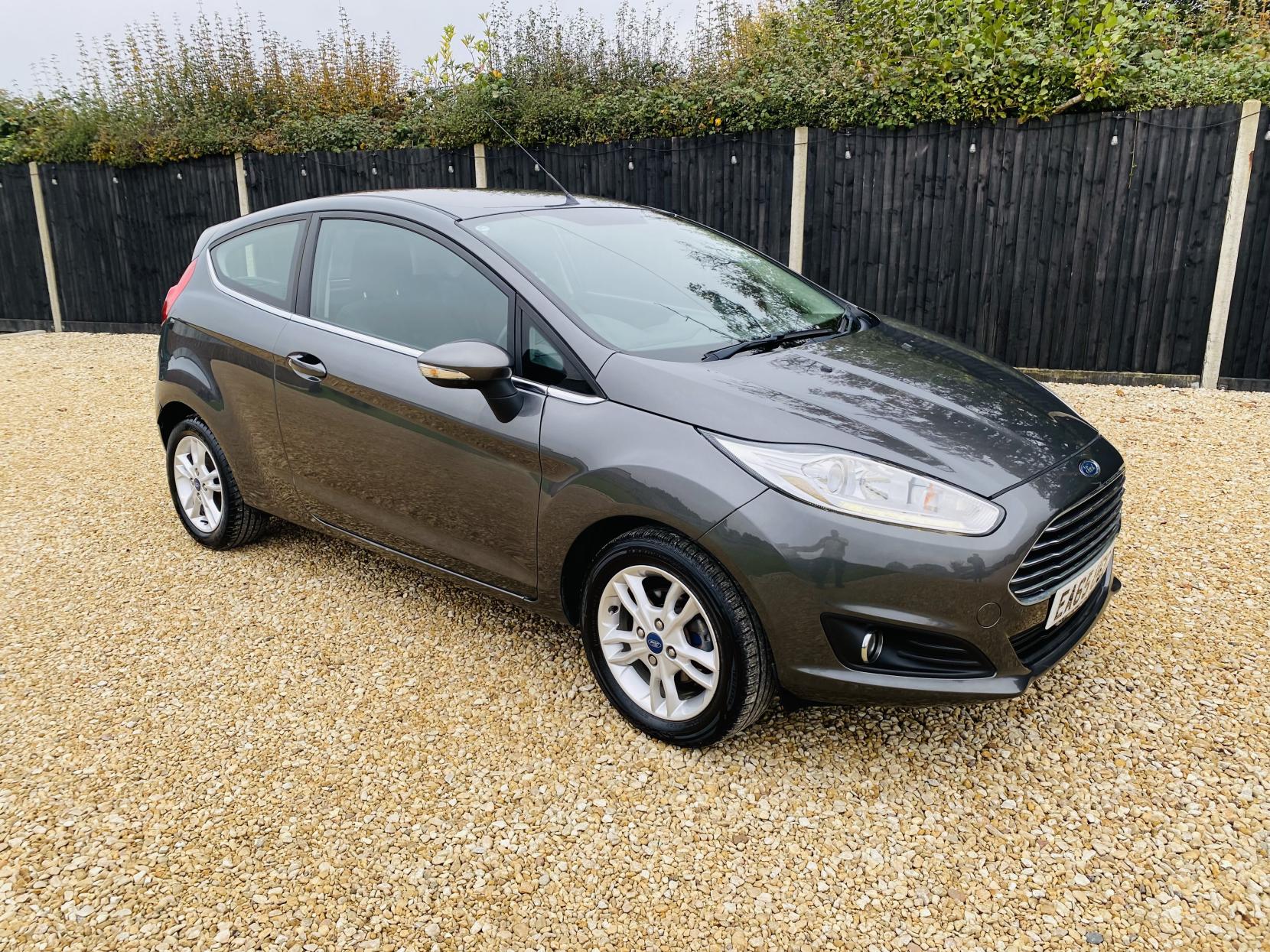 Ford Fiesta 1.25 Zetec Hatchback 3dr Petrol Manual Euro 6 (82 ps)