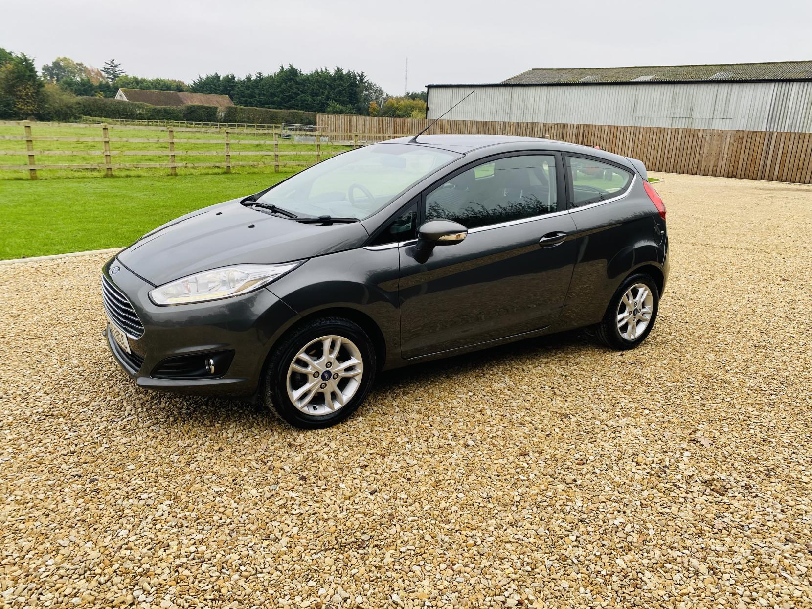 Ford Fiesta 1.25 Zetec Hatchback 3dr Petrol Manual Euro 6 (82 ps)