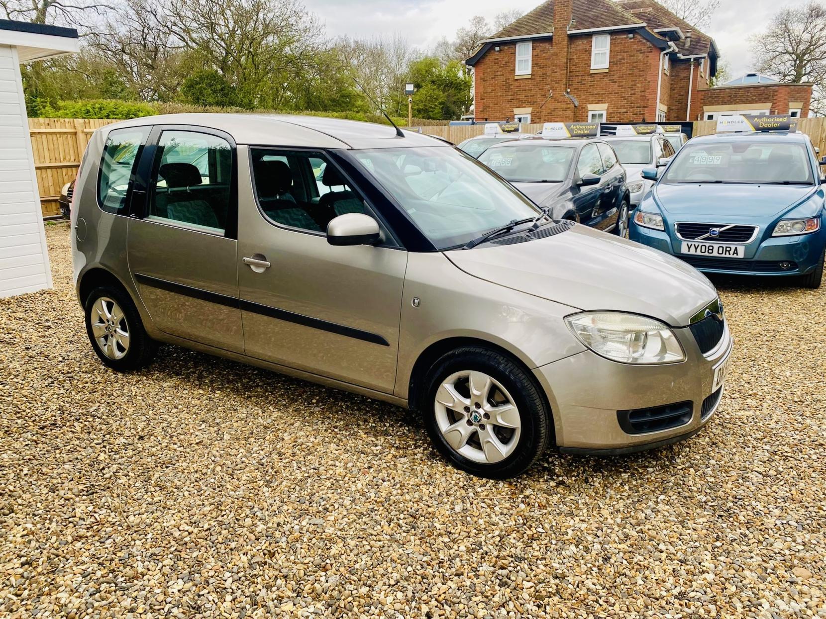 Skoda Roomster 1.6 16V 2 MPV 5dr Petrol Tiptronic (185 g/km, 105 bhp)