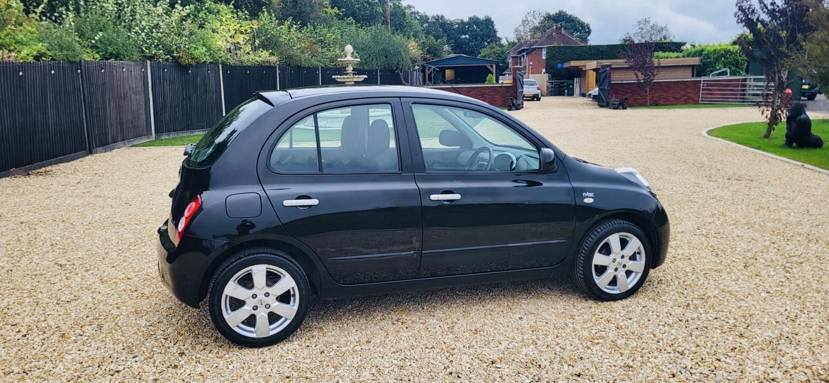 Nissan Micra 1.2 16v n-tec Hatchback 5dr Petrol Manual (139 g/km, 79 bhp)