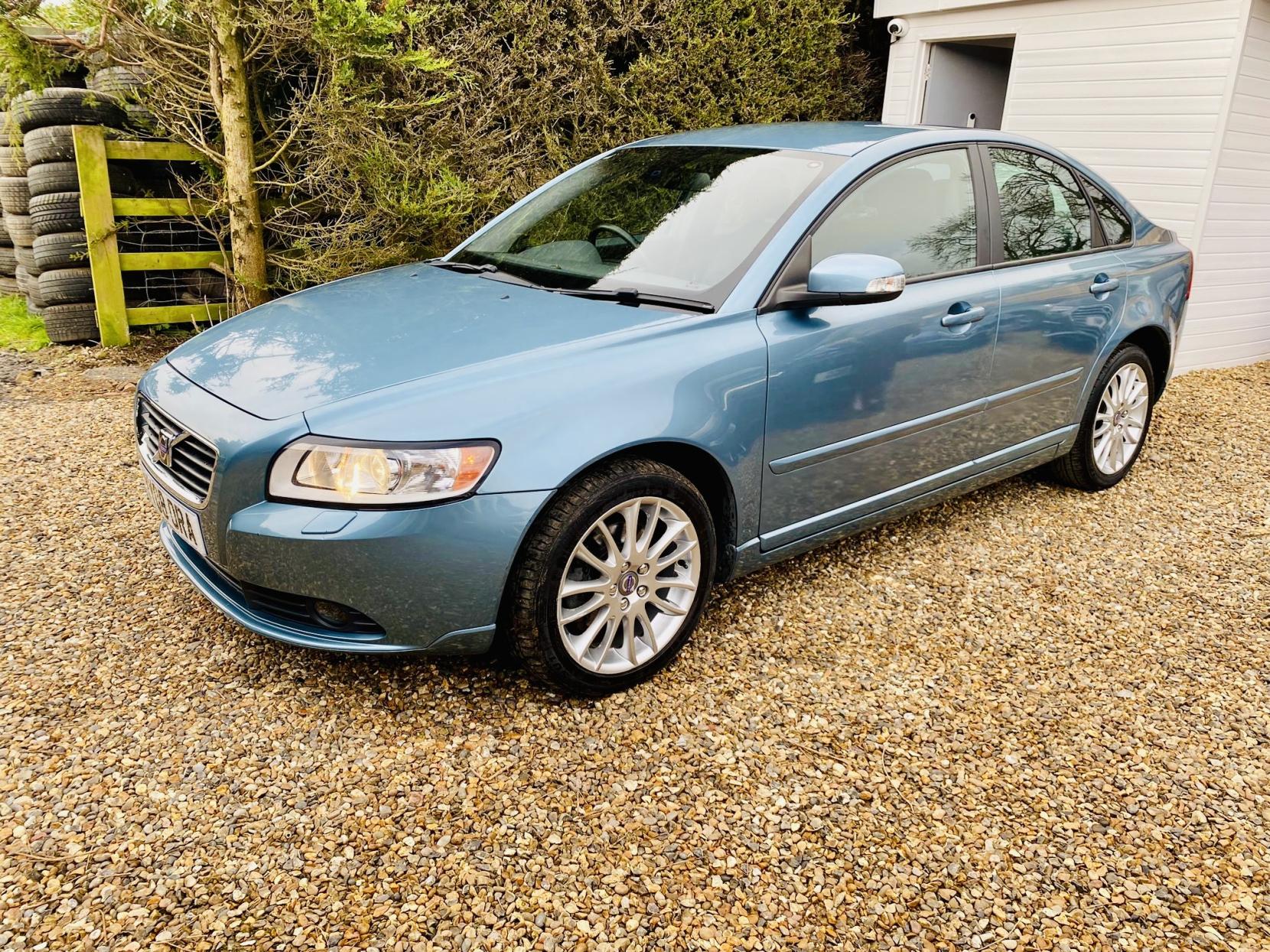 Volvo S40 2.0D SE Saloon 4dr Diesel Powershift Euro 4 (136 ps)