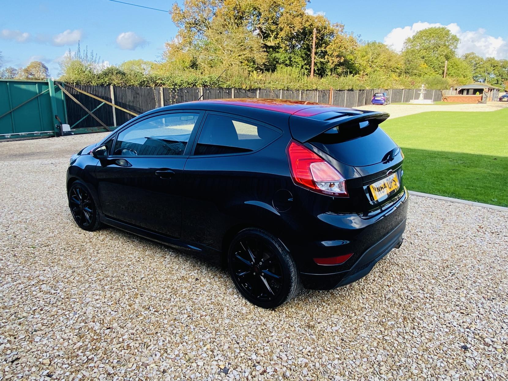 Ford Fiesta 1.0T EcoBoost Zetec S Black Edition Hatchback 3dr Petrol Manual Euro 5 (s/s) (140 ps)