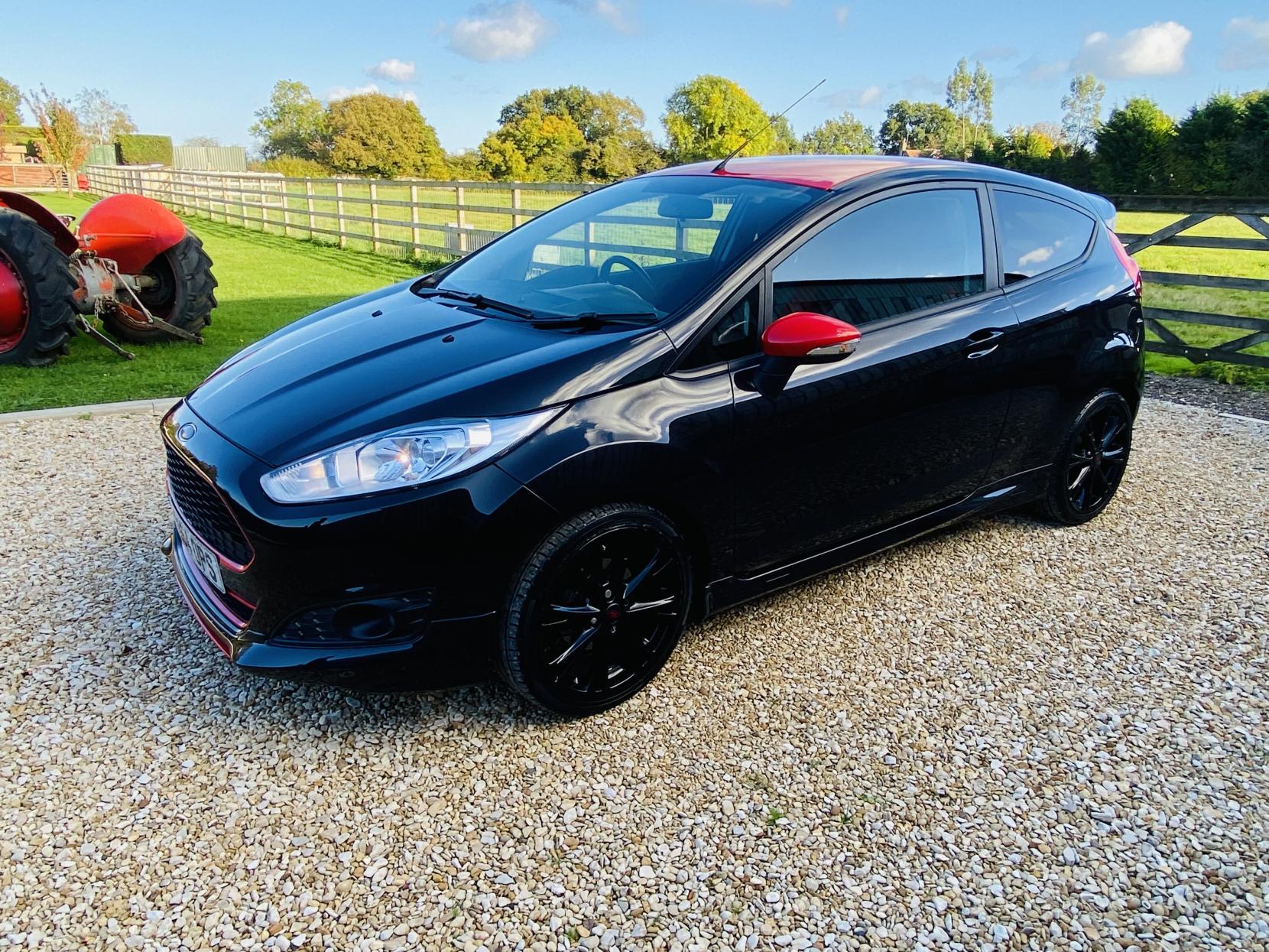 Ford Fiesta 1.0T EcoBoost Zetec S Black Edition Hatchback 3dr Petrol Manual Euro 5 (s/s) (140 ps)