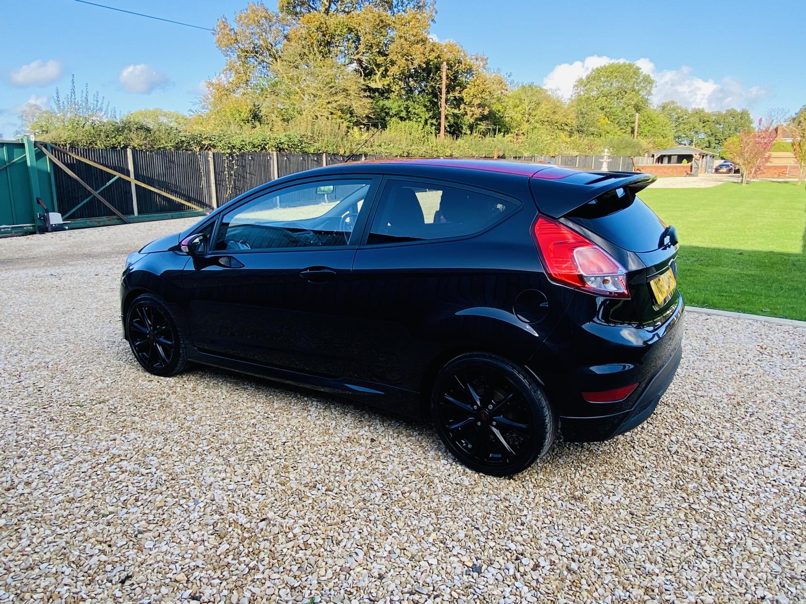 Ford Fiesta 1.0T EcoBoost Zetec S Black Edition Hatchback 3dr Petrol Manual Euro 5 (s/s) (140 ps)