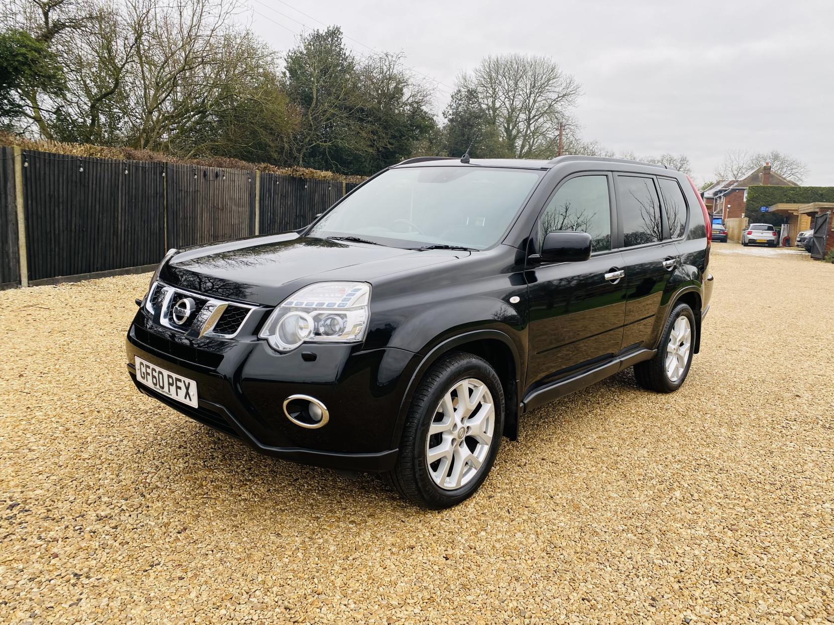 Nissan X-Trail 2.0 dCi Tekna SUV 5dr Diesel Auto 4WD Euro 5 (150 ps)