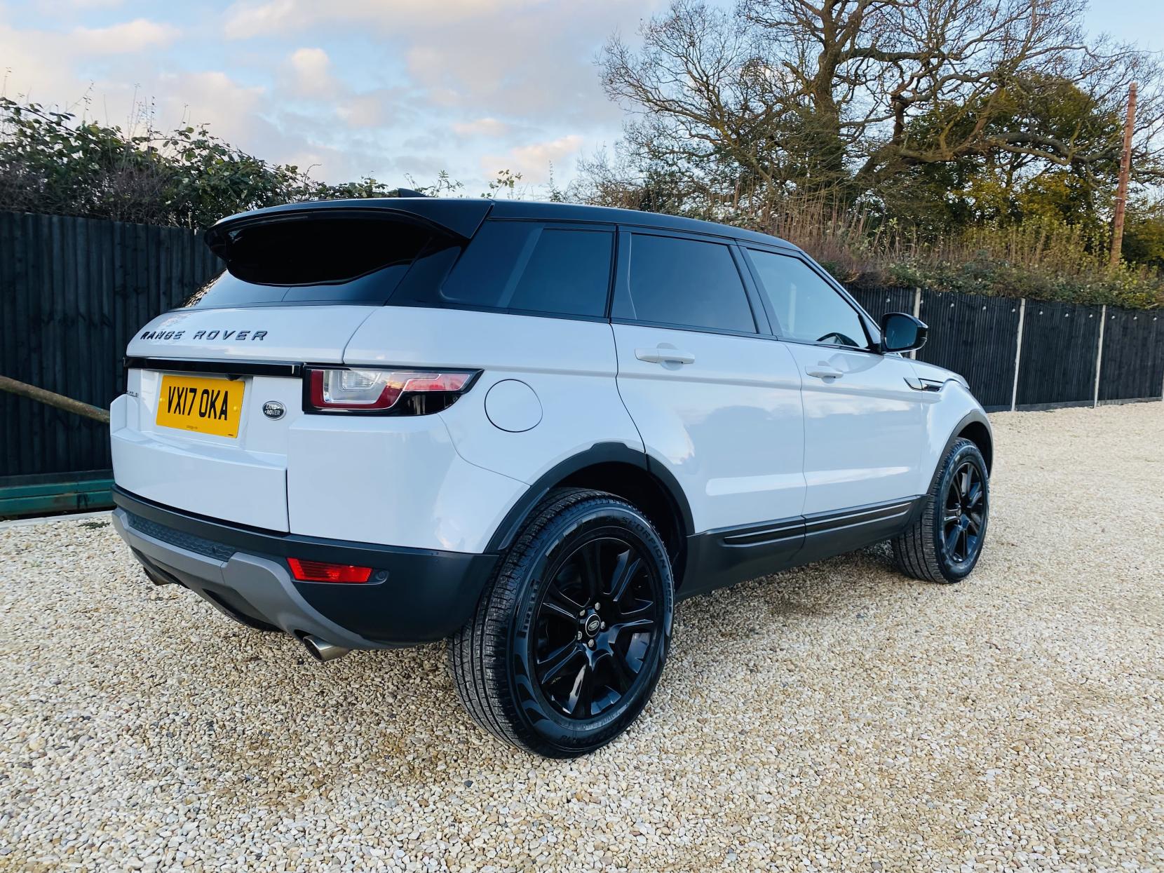 Land Rover Range Rover Evoque 2.0 TD4 SE Tech SUV 5dr Diesel Auto 4WD Euro 6 (s/s) (180 ps)