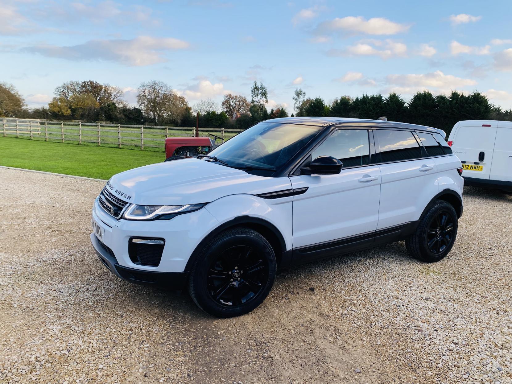 Land Rover Range Rover Evoque 2.0 TD4 SE Tech SUV 5dr Diesel Auto 4WD Euro 6 (s/s) (180 ps)